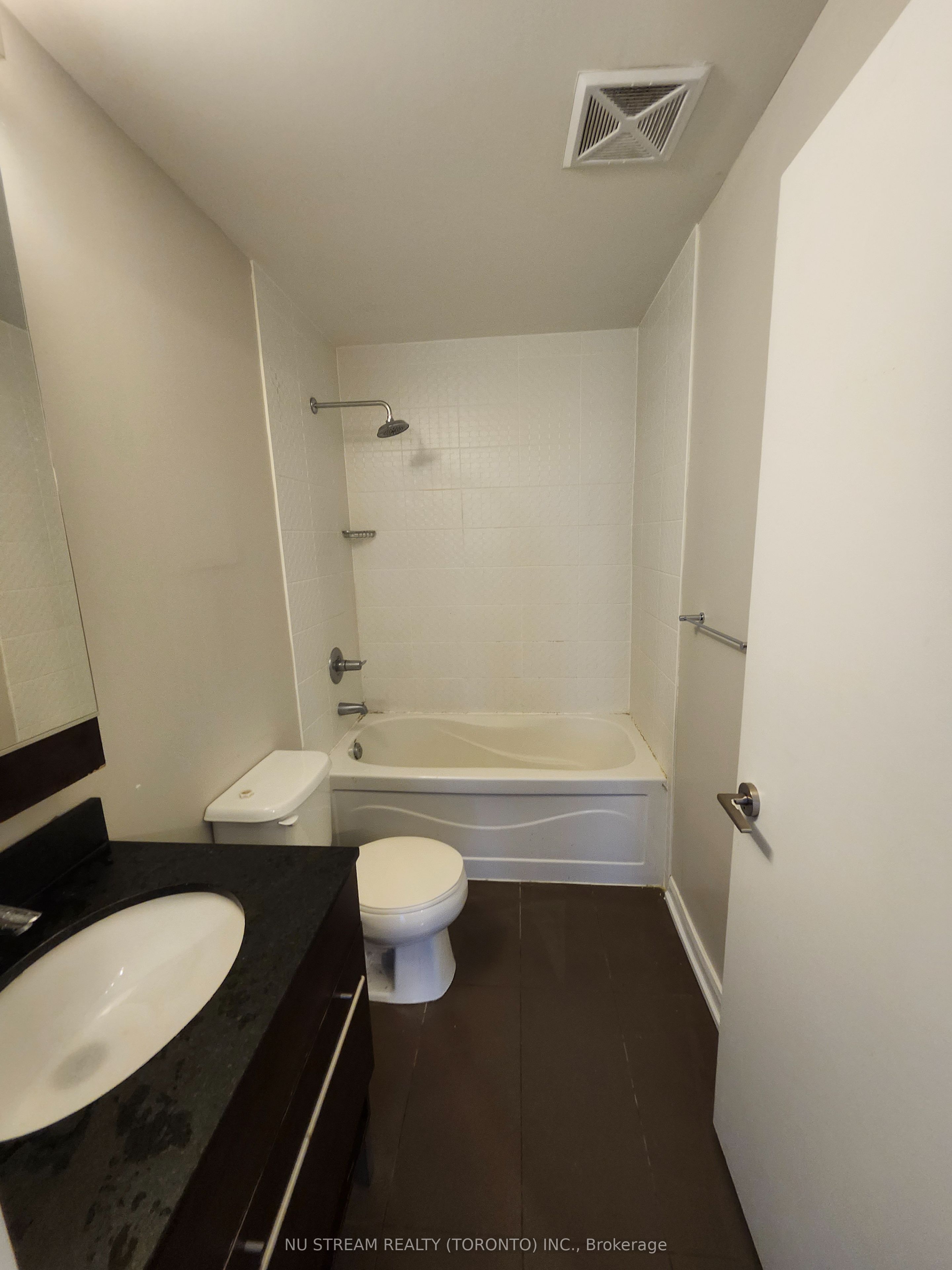 #504 - 500 Sherbourne Street Property Photo 11