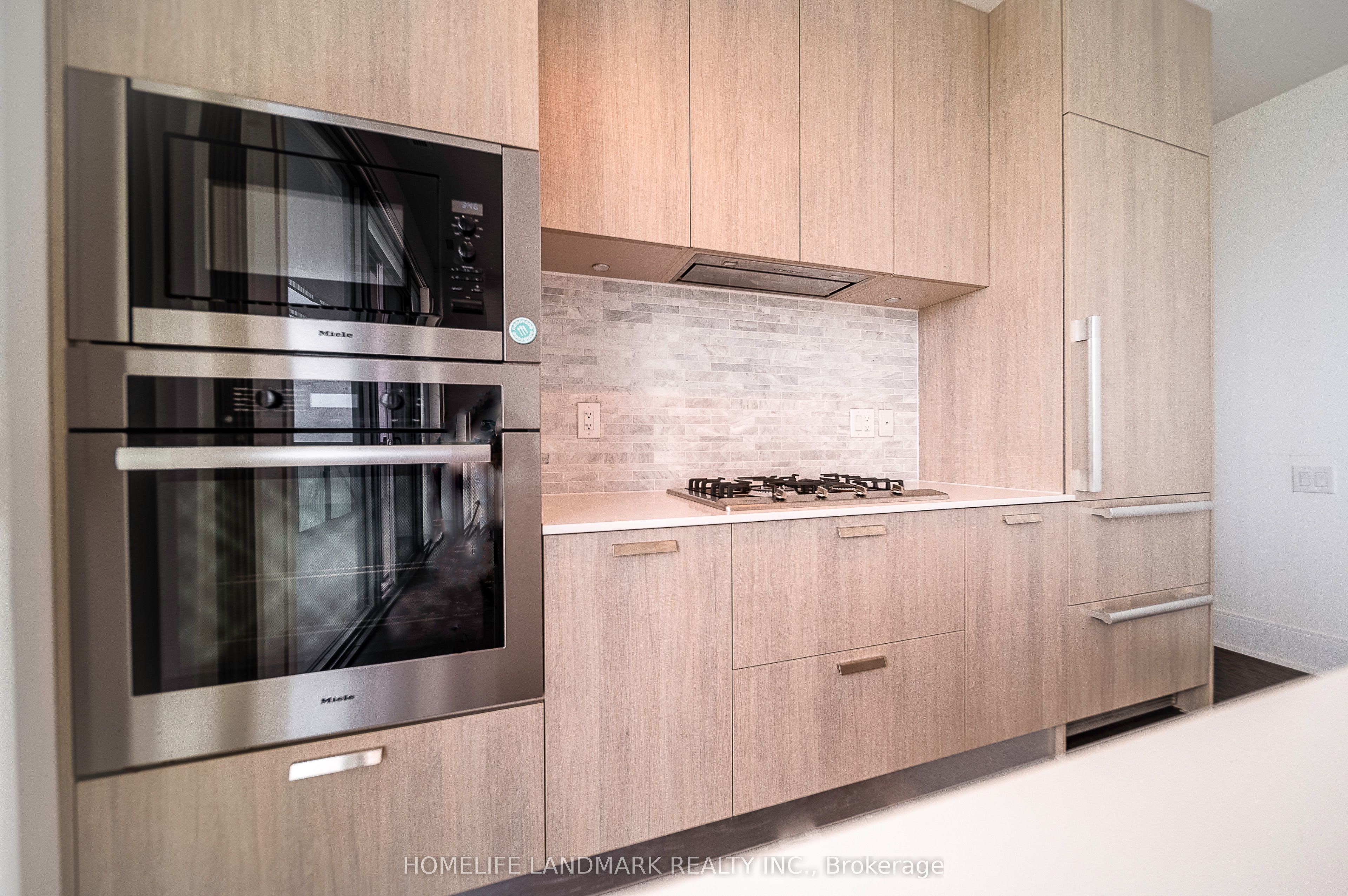 #5101 - 50 Charles Street Property Photo 2