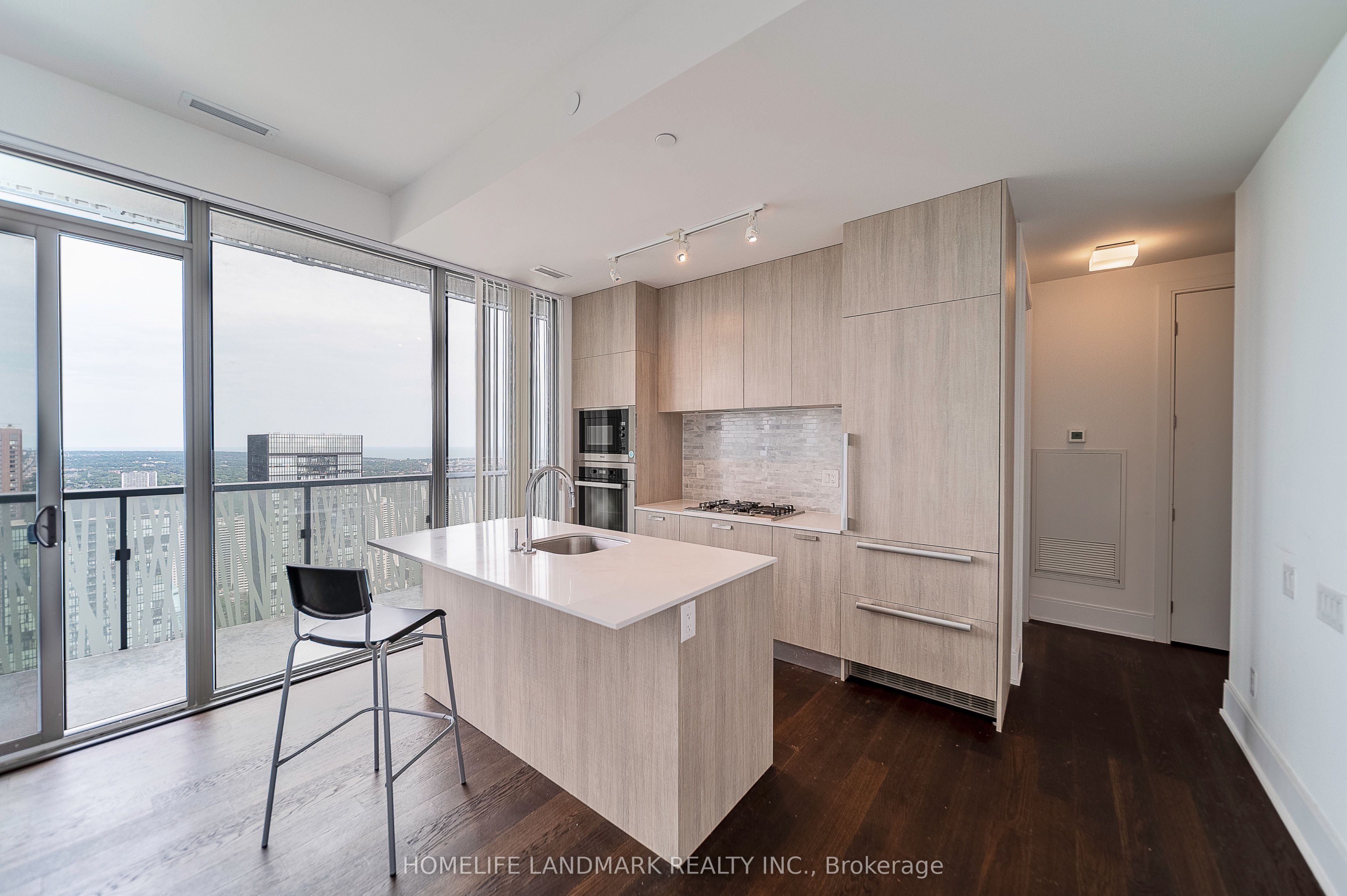 #5101 - 50 Charles Street Property Photo 16