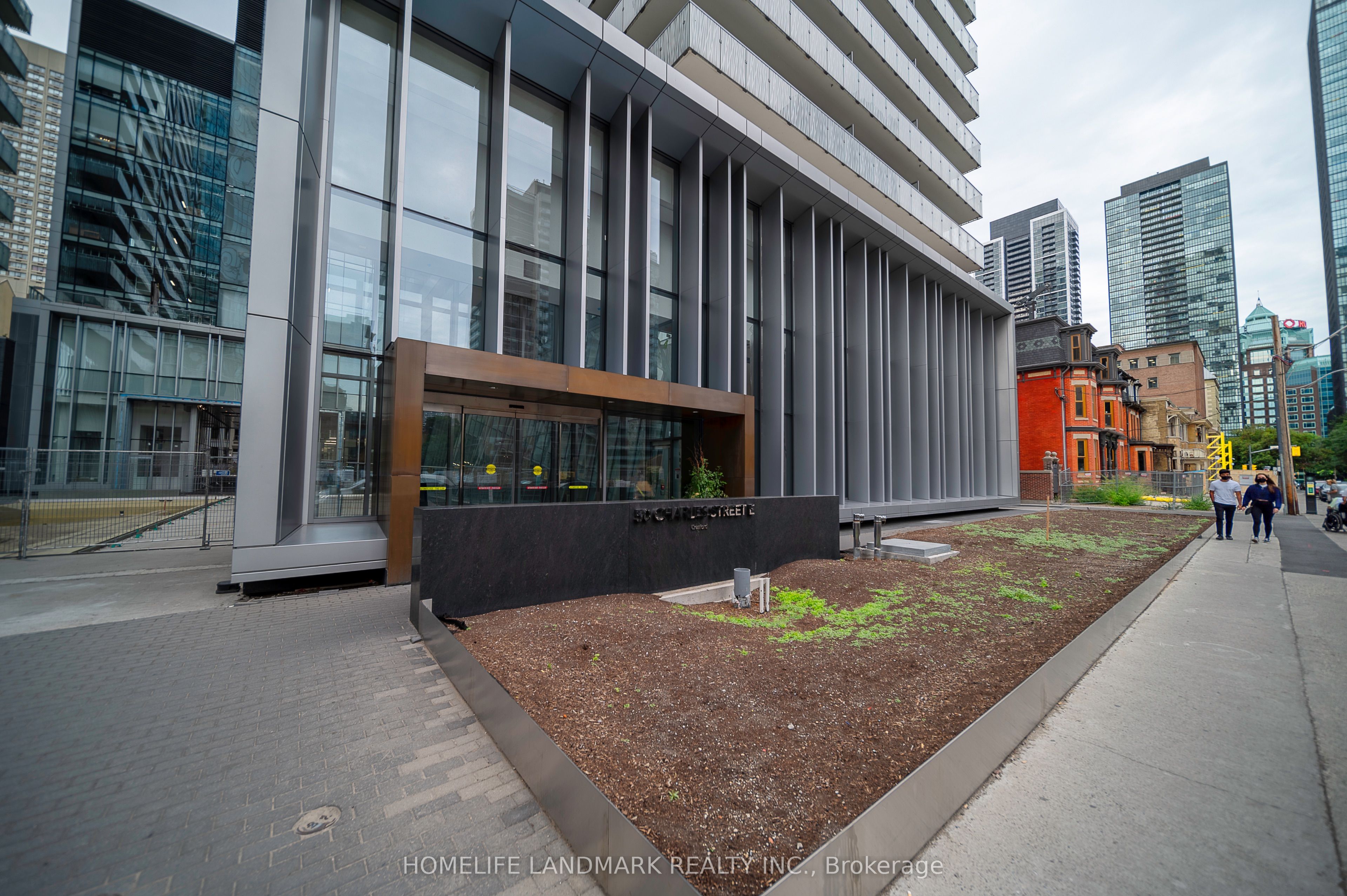 #5101 - 50 Charles Street Property Photo 25