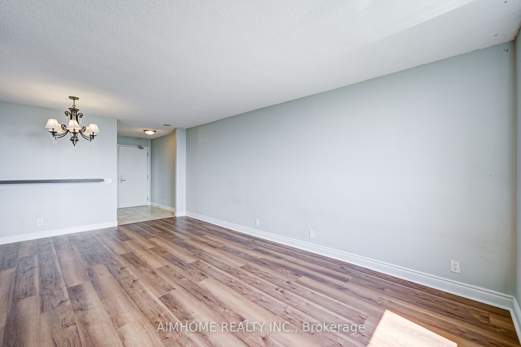 #1712 - 78 Harrison Garden Boulevard Property Photo 13