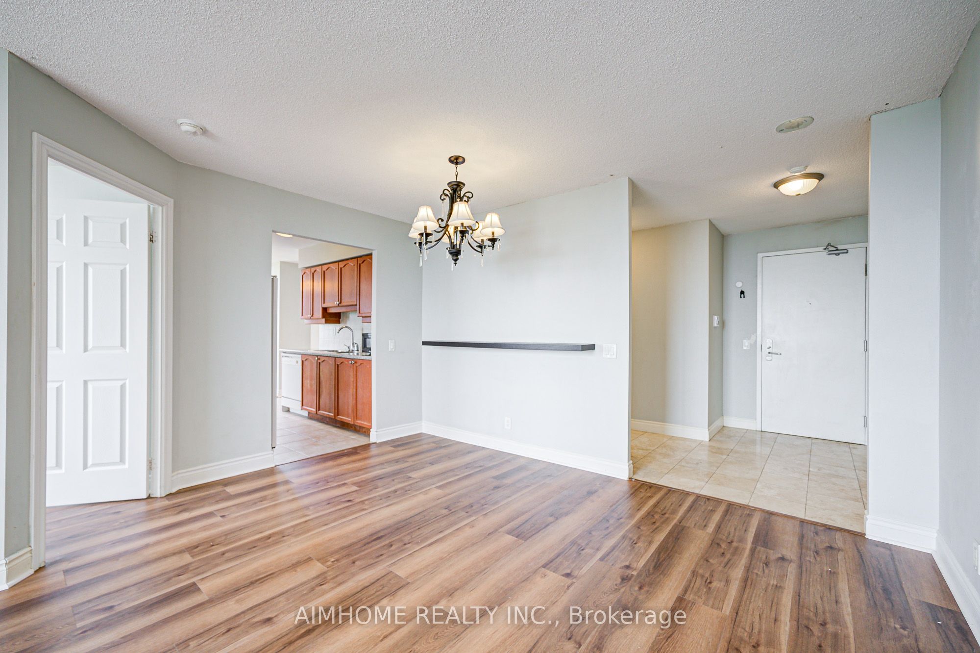 #1712 - 78 Harrison Garden Boulevard Property Photo 15