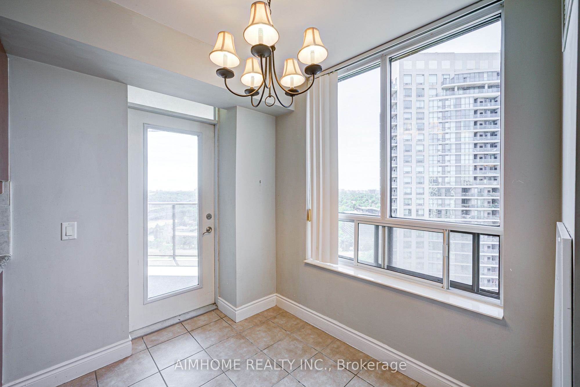#1712 - 78 Harrison Garden Boulevard Property Photo 19