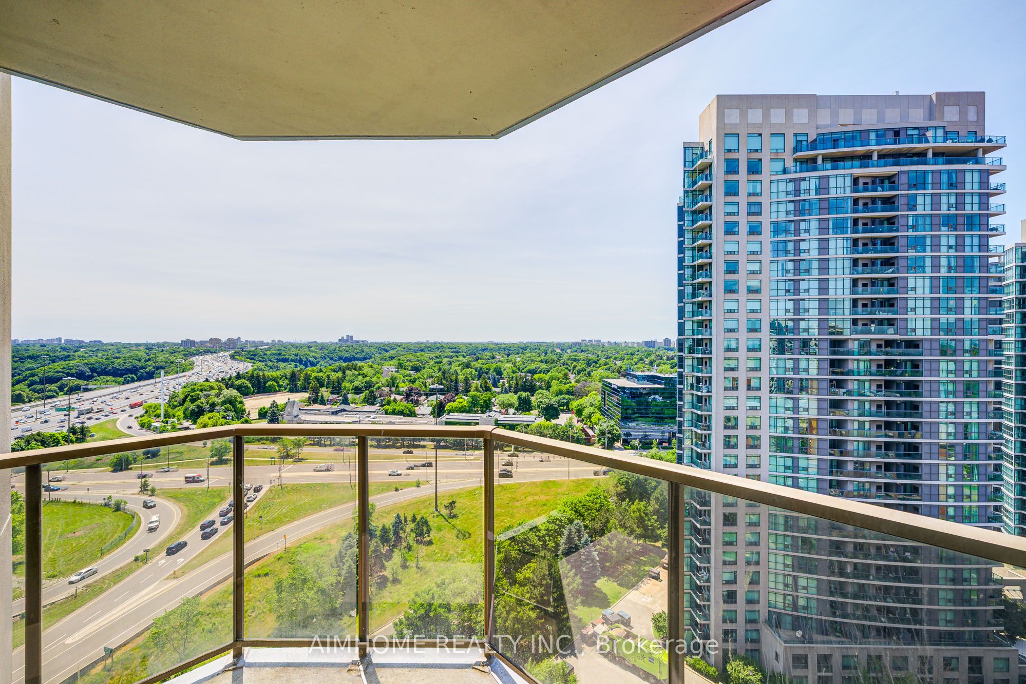 #1712 - 78 Harrison Garden Boulevard Property Photo 30