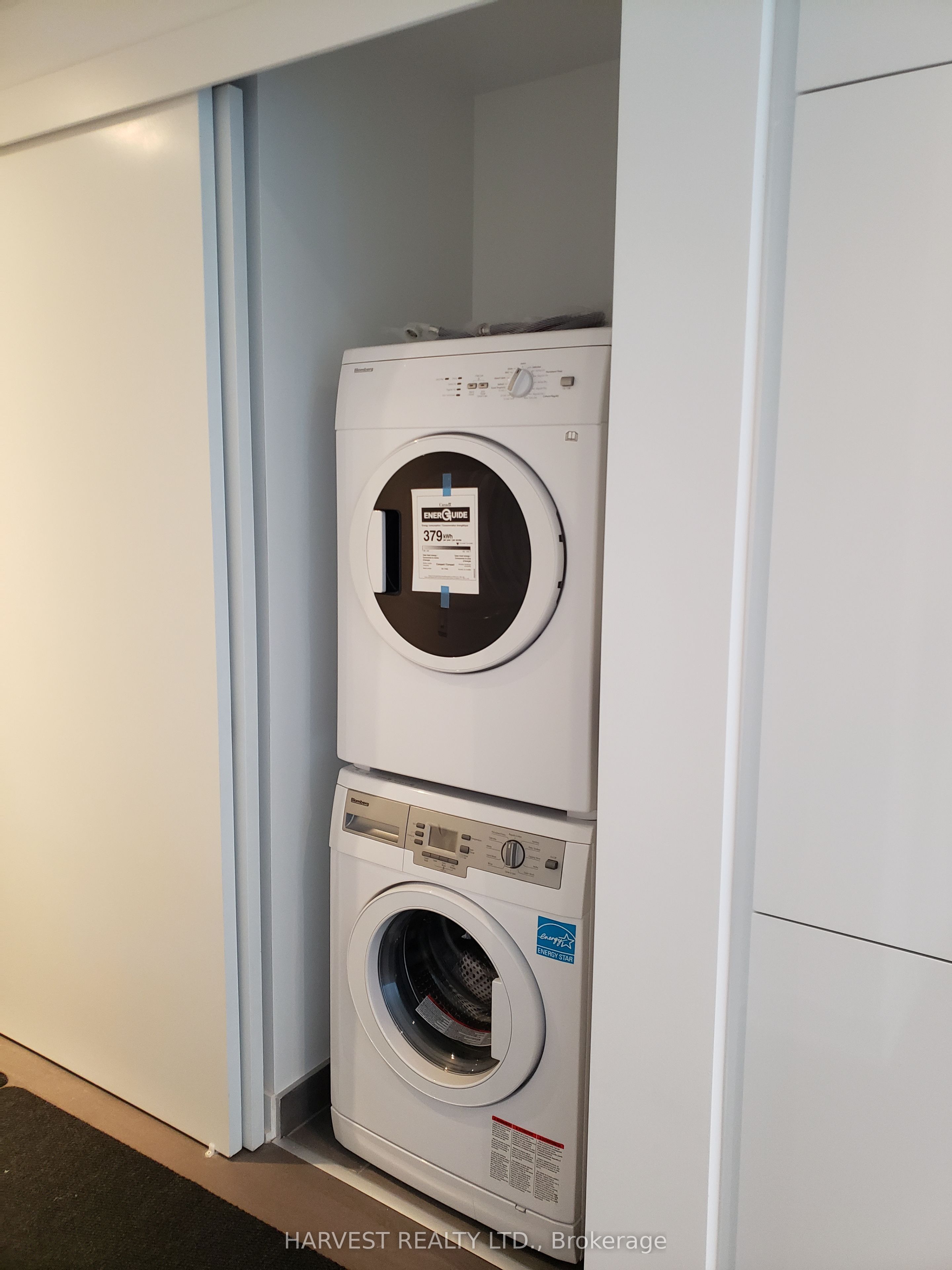 #1513 - 185 Roehampton Avenue Property Photo 10