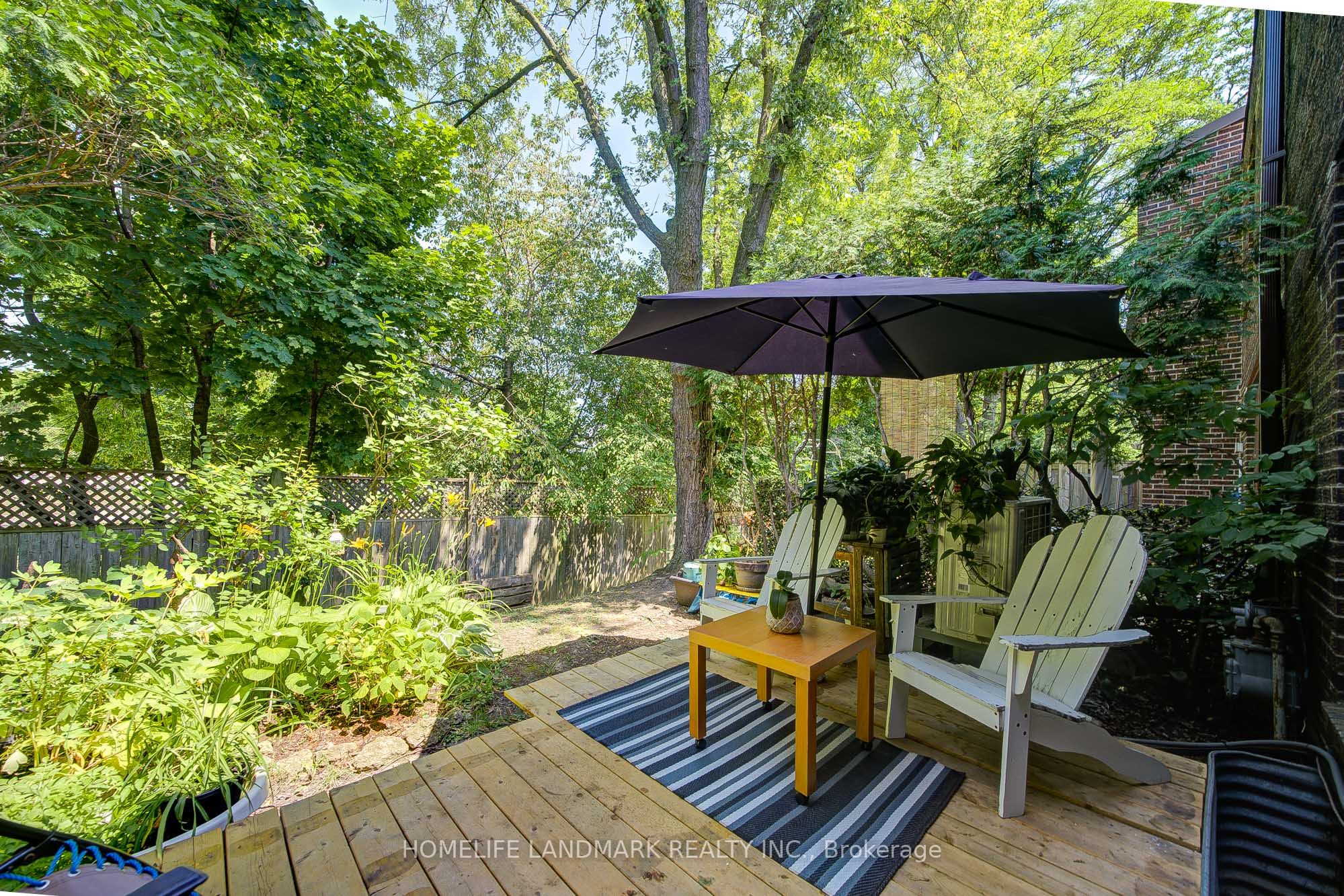80 Spire Hillway Property Photo 36