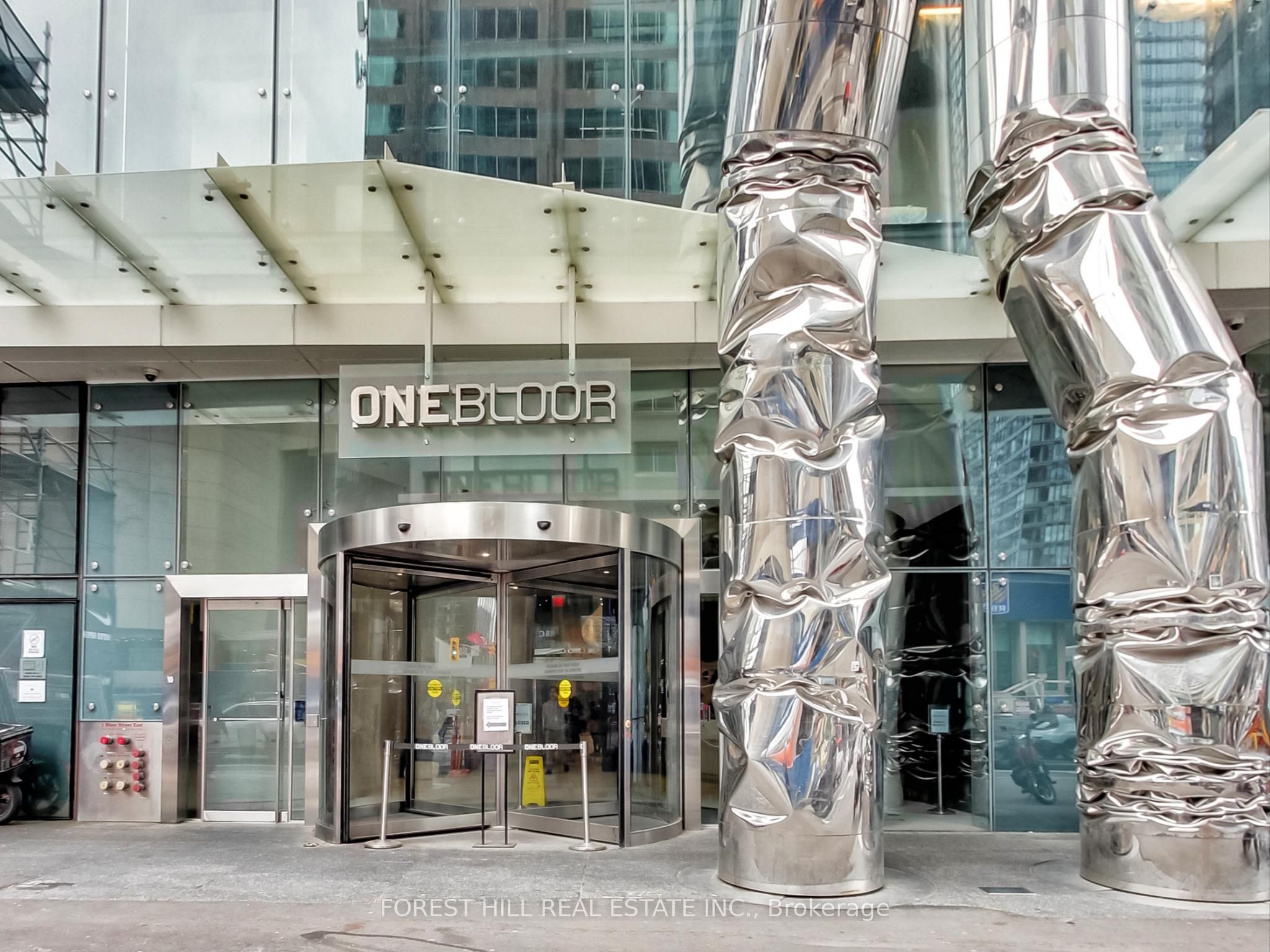 #6001 - 1 Bloor Street Property Photo 1