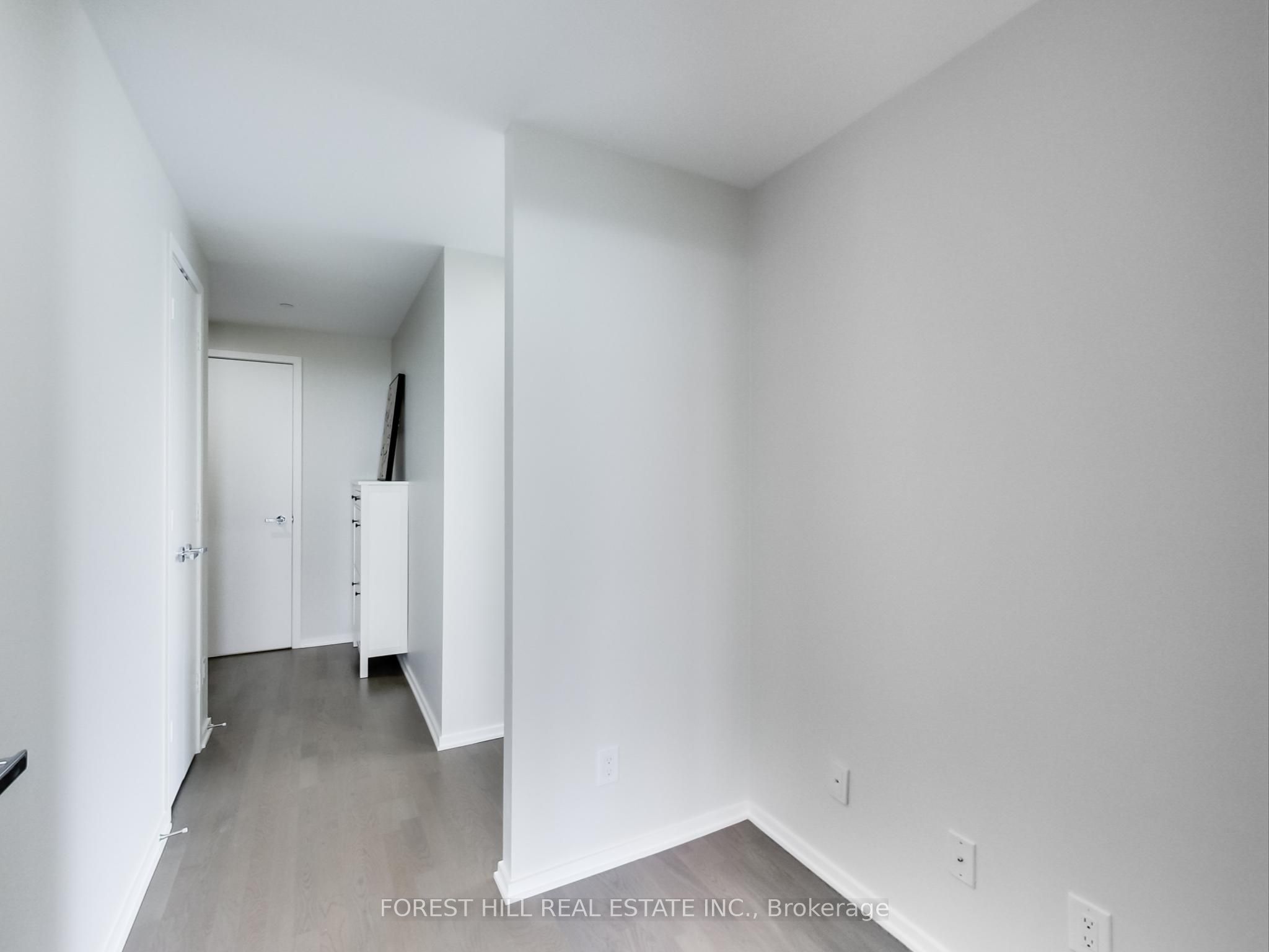 #6001 - 1 Bloor Street Property Photo 8