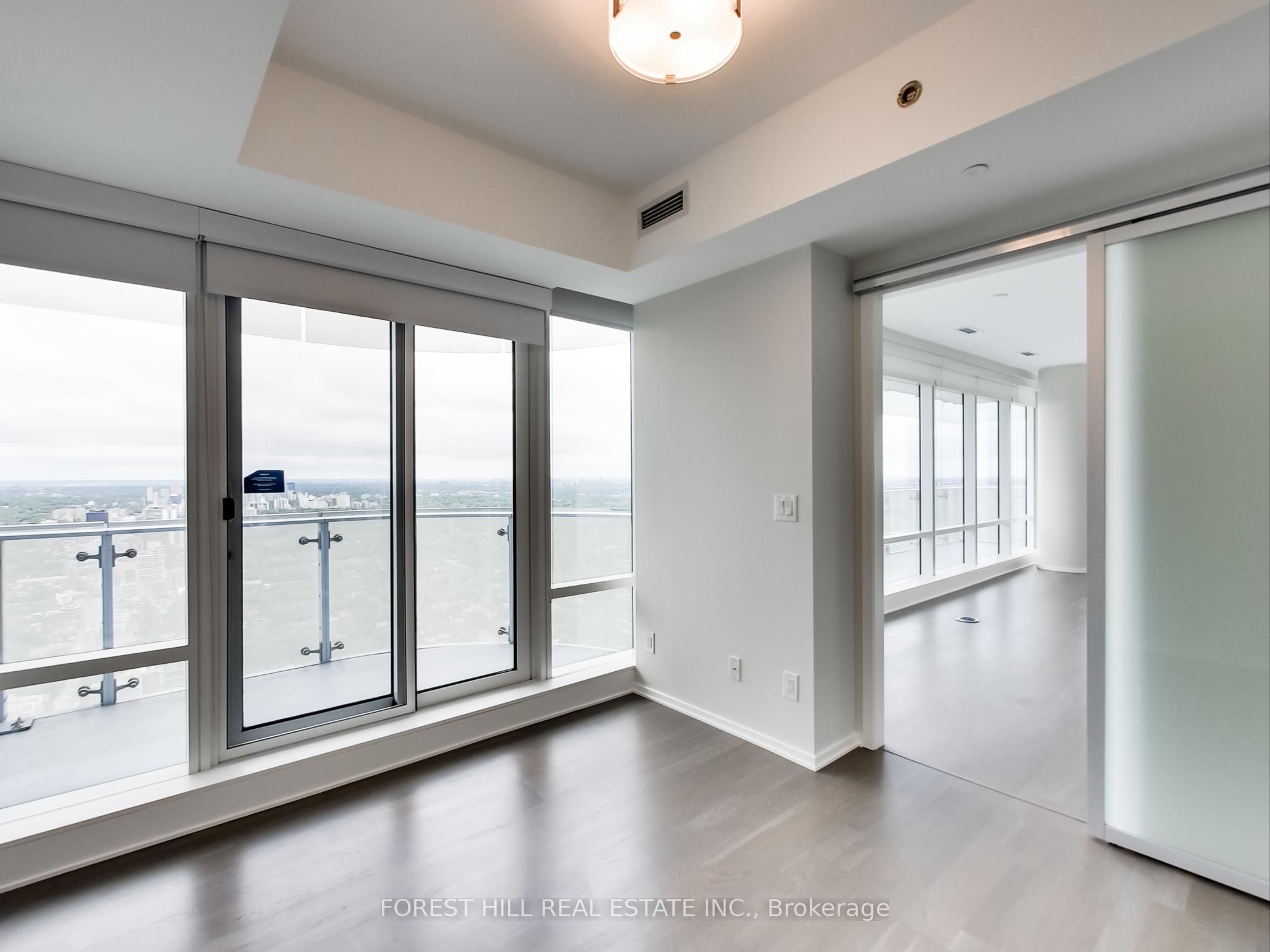 #6001 - 1 Bloor Street Property Photo 22