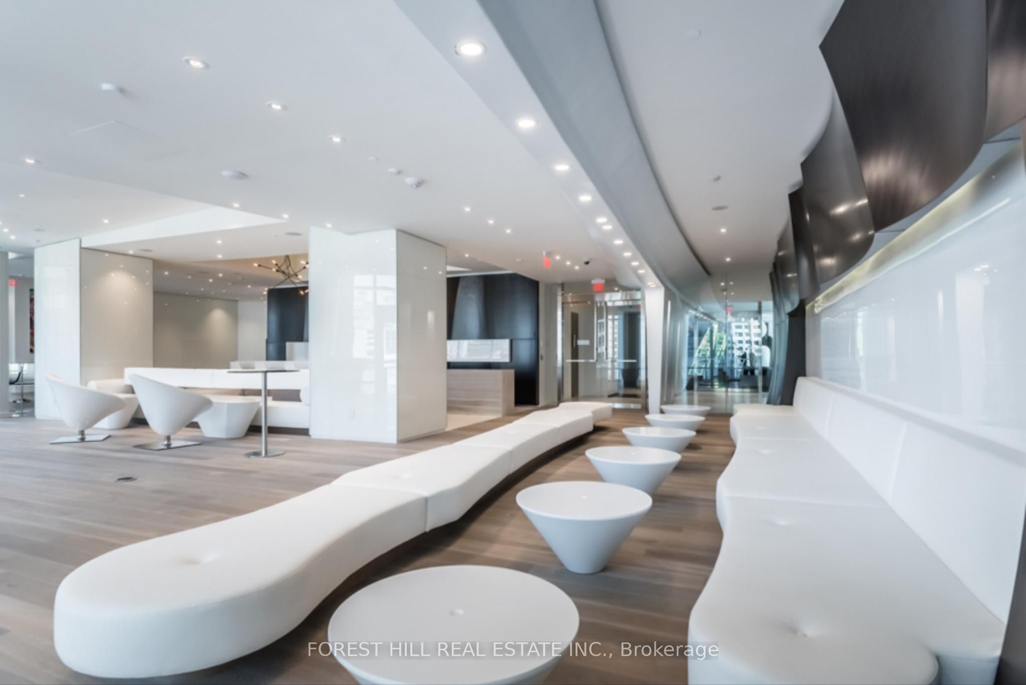 #6001 - 1 Bloor Street Property Photo 30