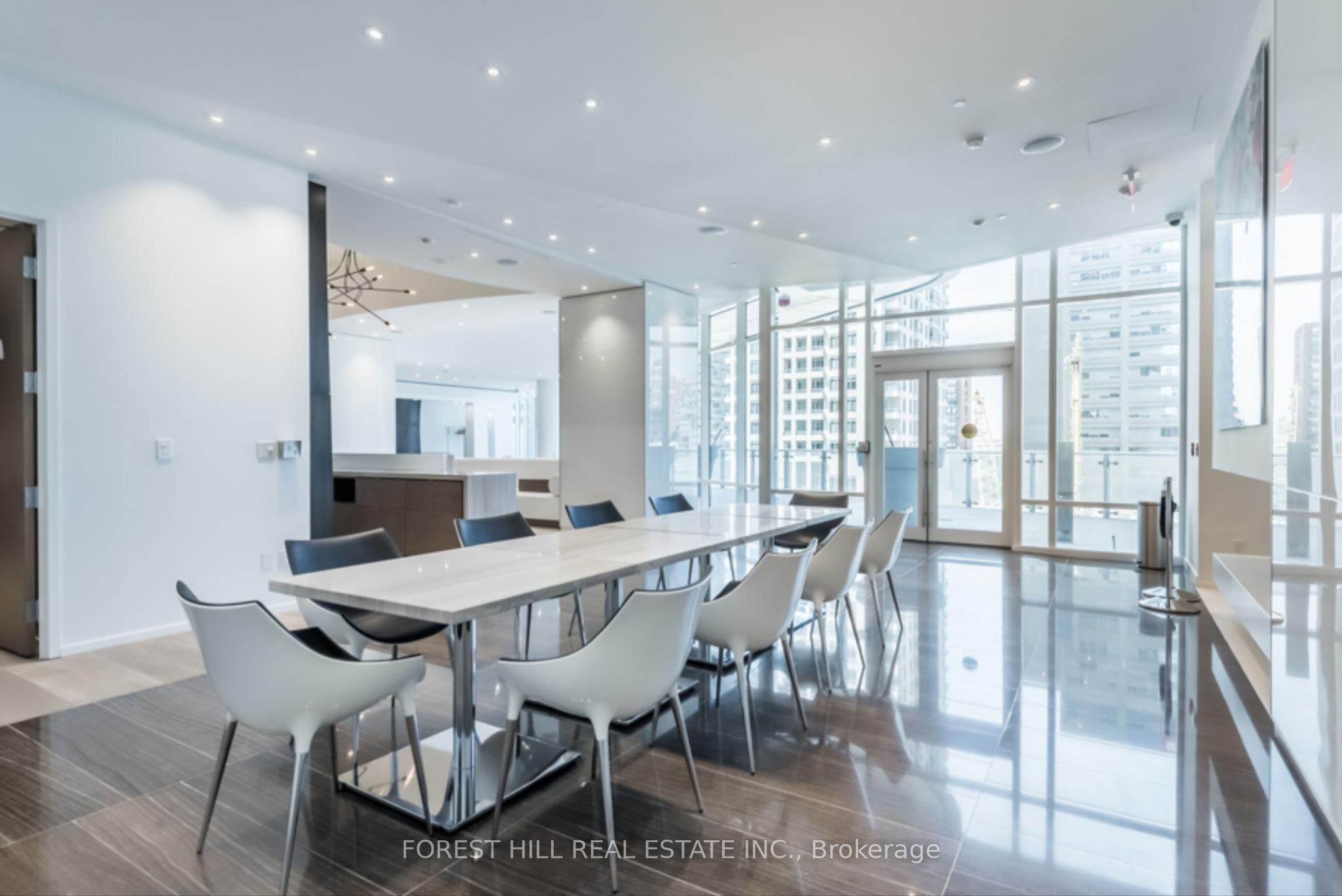 #6001 - 1 Bloor Street Property Photo 31