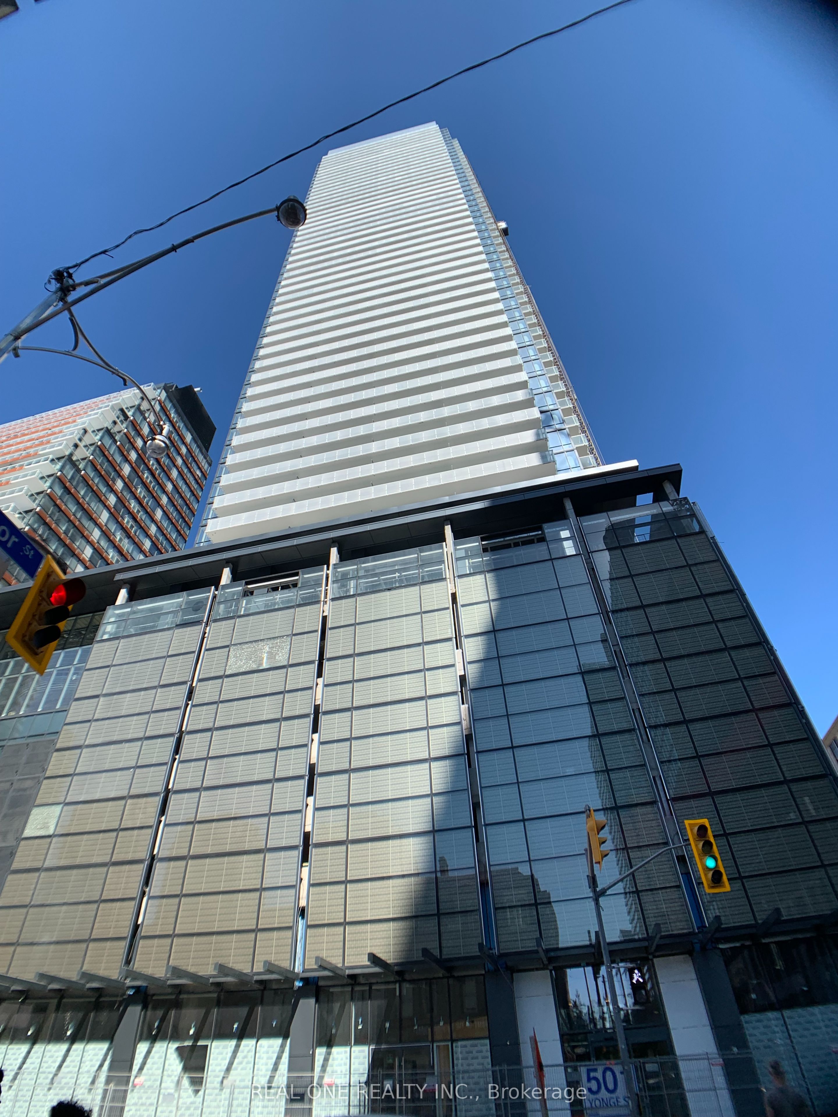 #1513 - 501 Yonge Street Property Photo 18