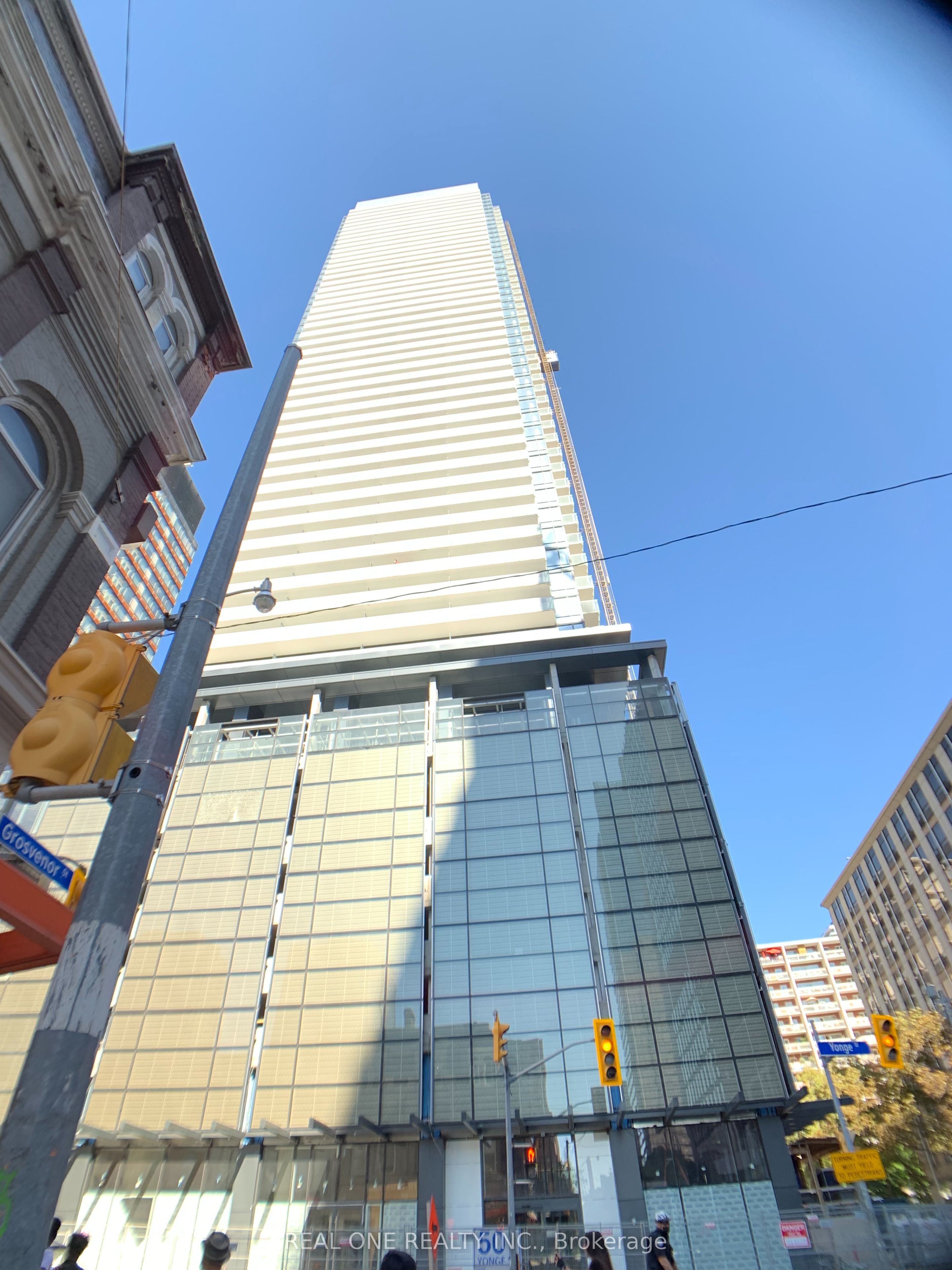 #1513 - 501 Yonge Street Property Photo 19