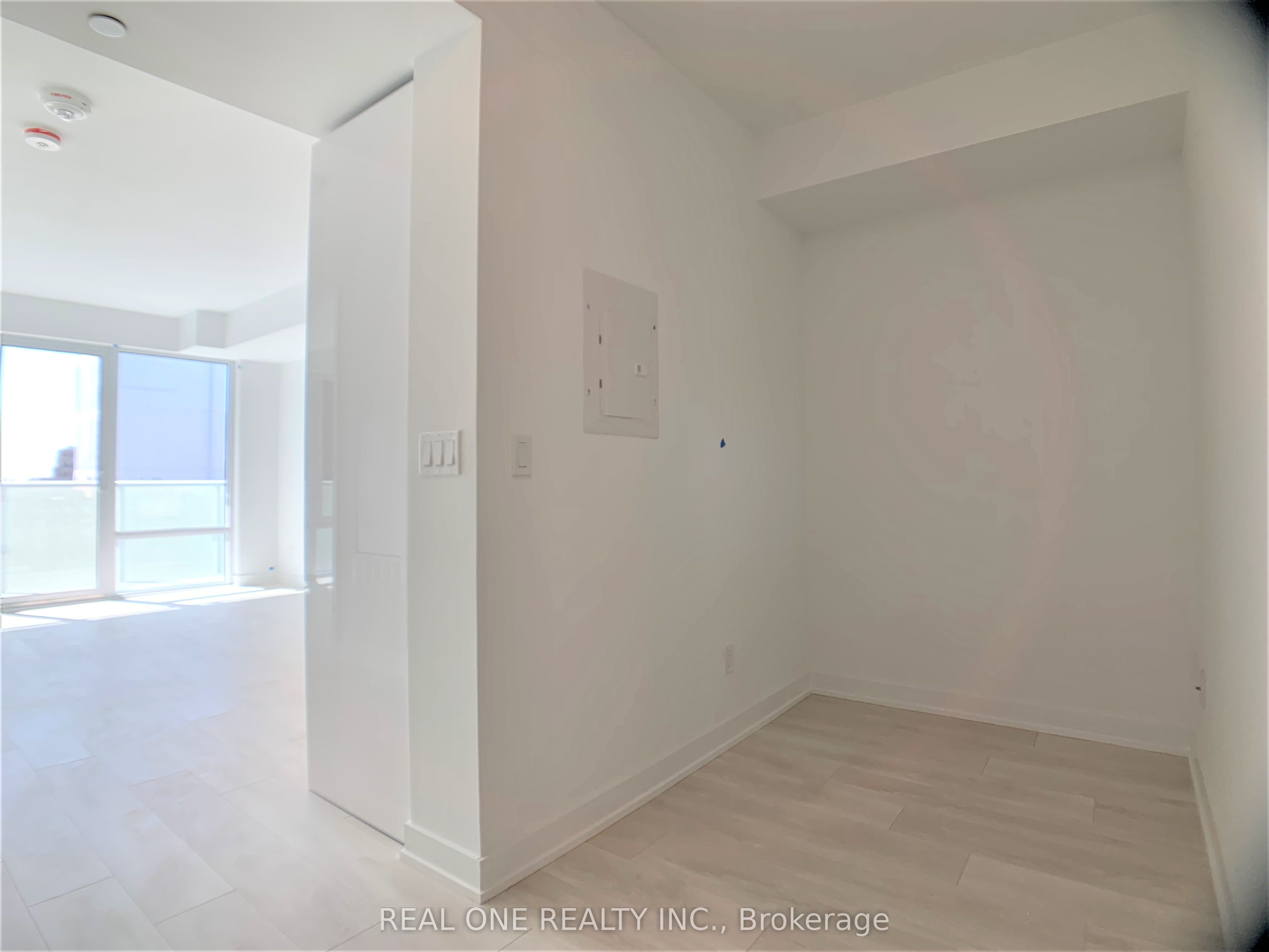 501 Yonge Street 1513 Property Photo 4
