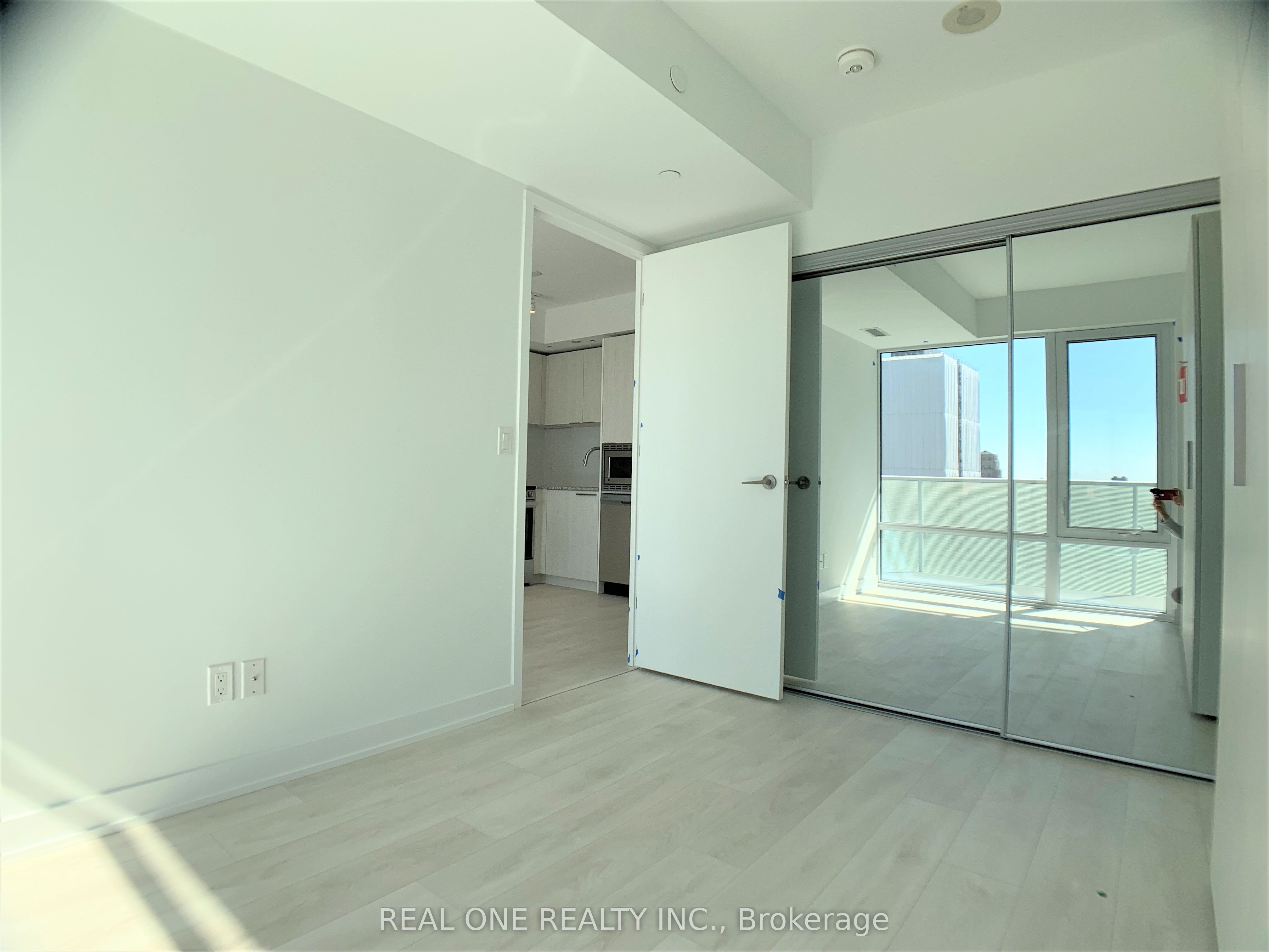 501 Yonge Street 1513 Property Photo 13