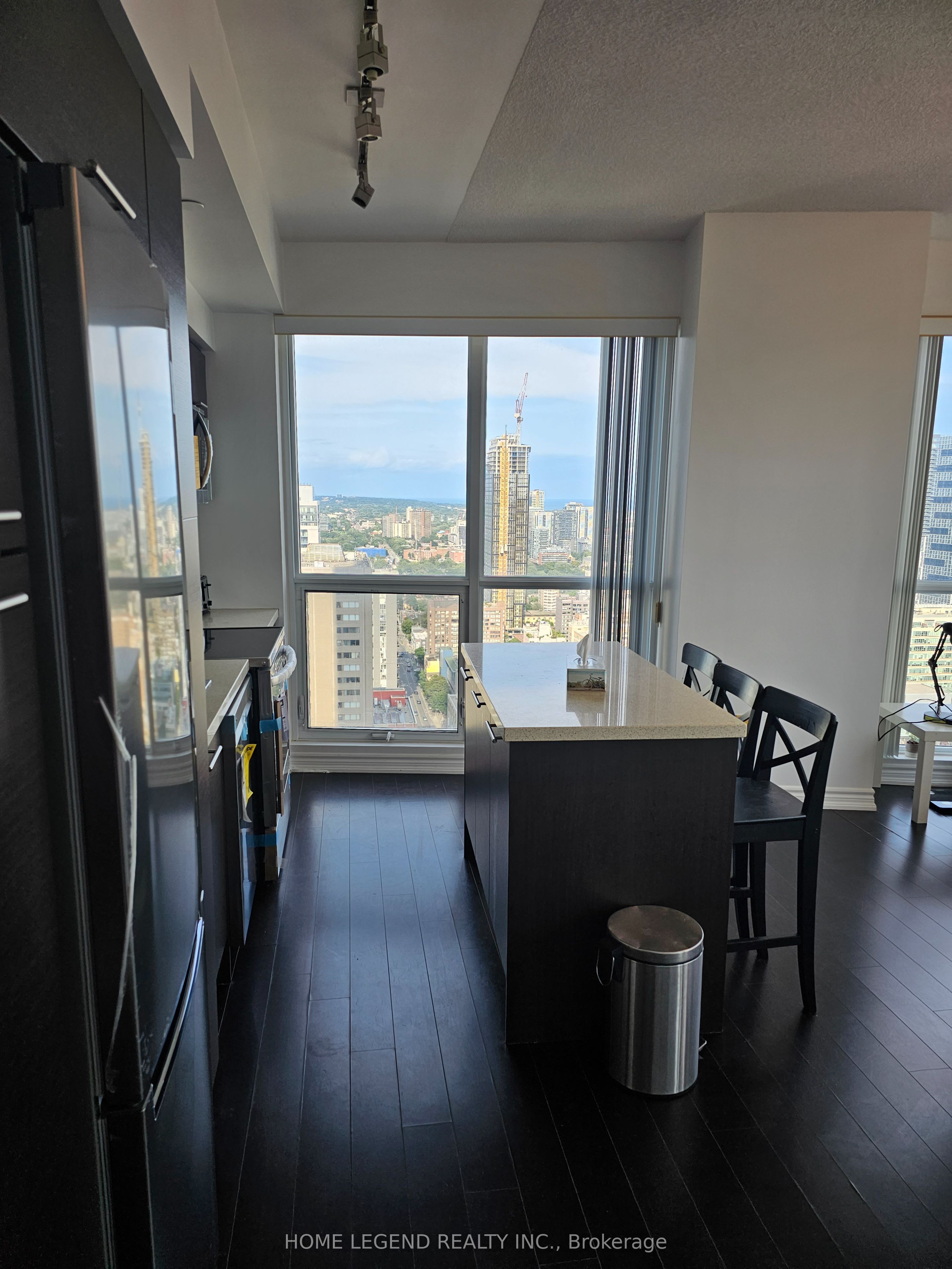 #3407 - 386 Yonge Street Property Photo 10