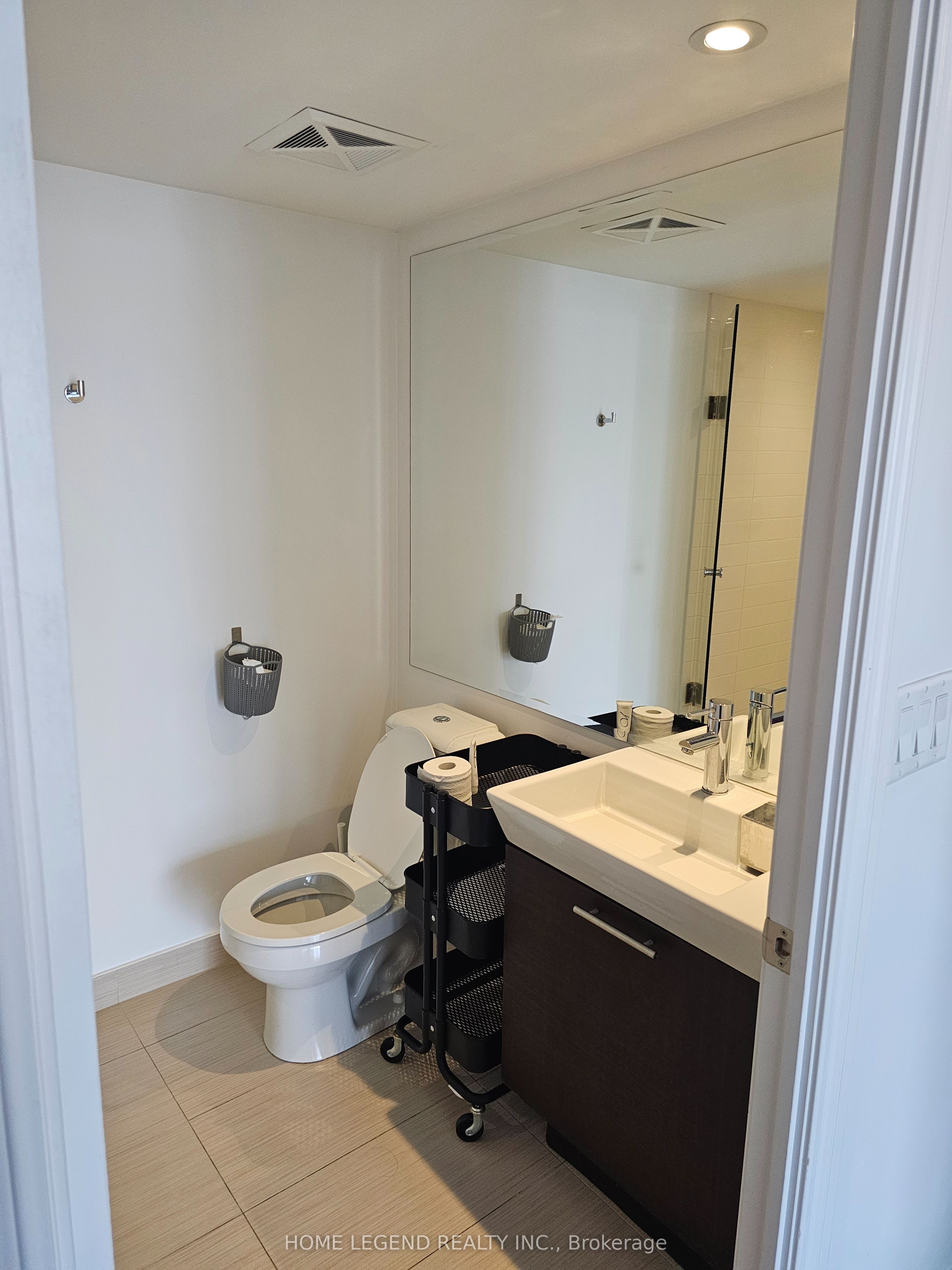 #3407 - 386 Yonge Street Property Photo 16