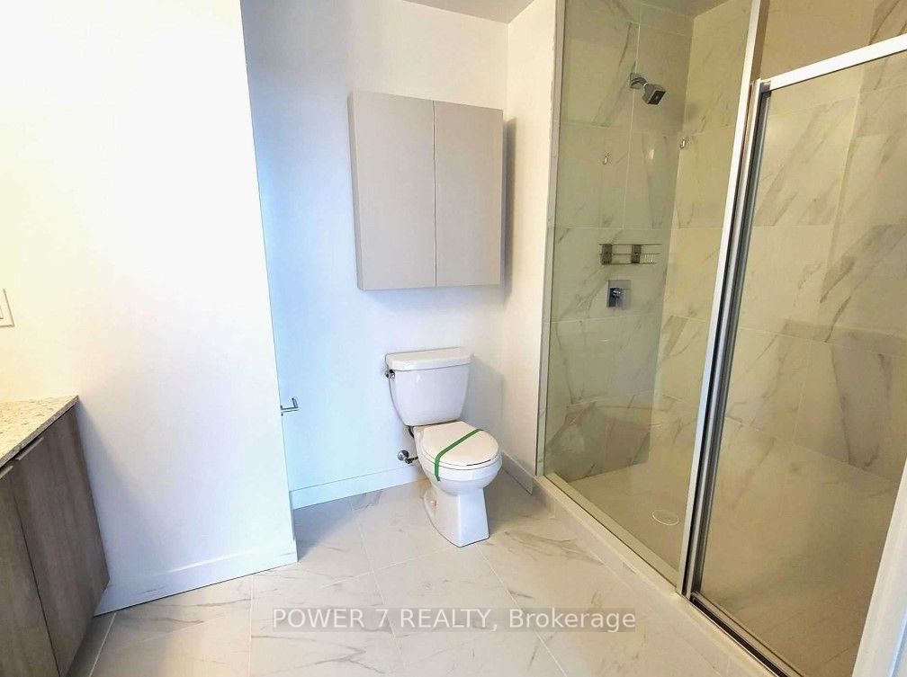 #1110 - 31 Tippett Road Property Photo 9
