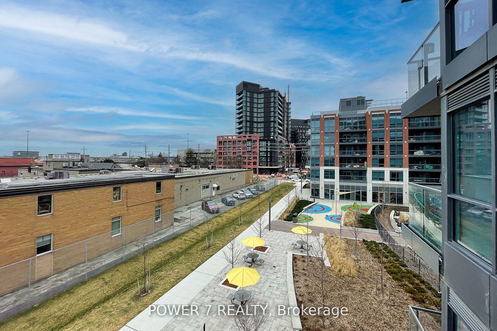 #1110 - 31 Tippett Road Property Photo 23