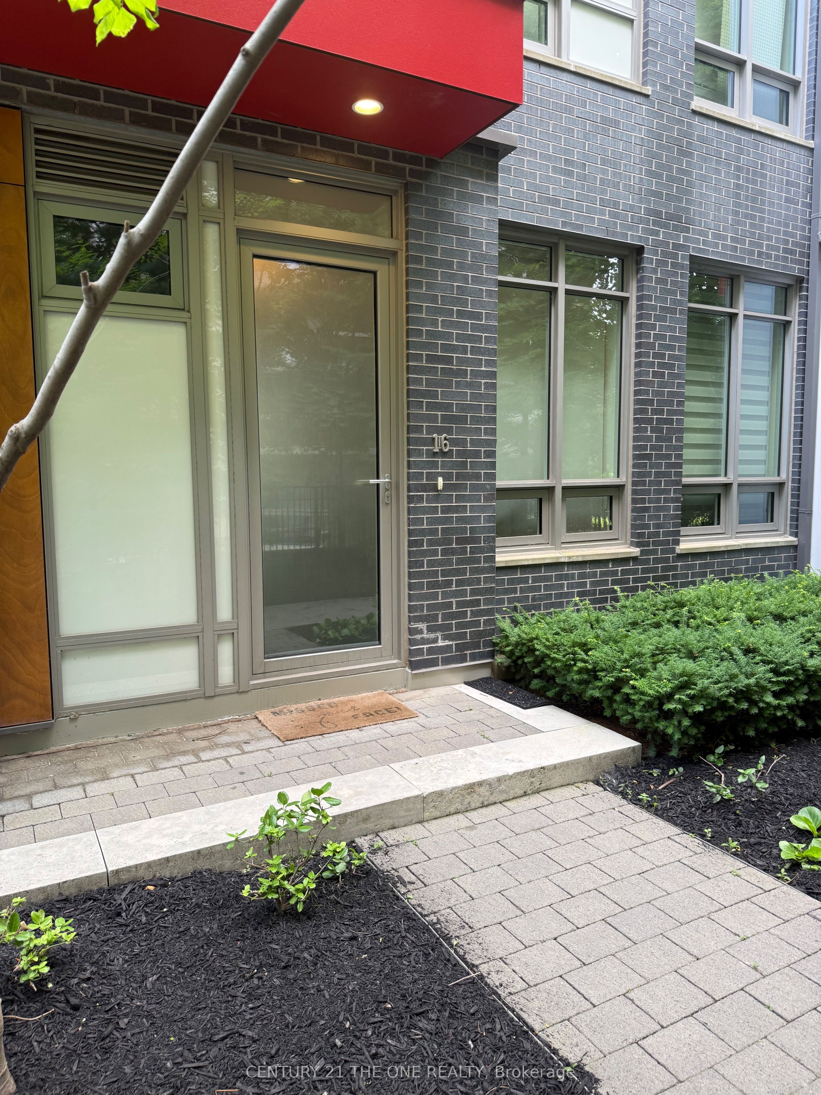 88 Sheppard Avenue E Th 16 Property Photo 2