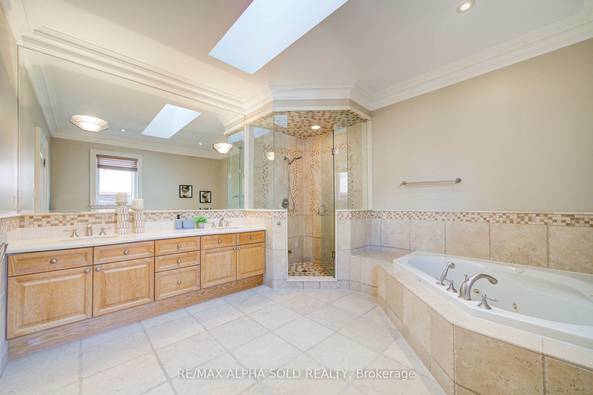 219 Greenfield Avenue Property Photo 30