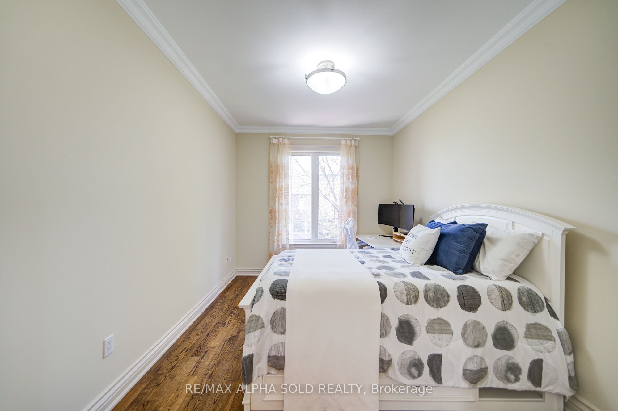 219 Greenfield Avenue Property Photo 33