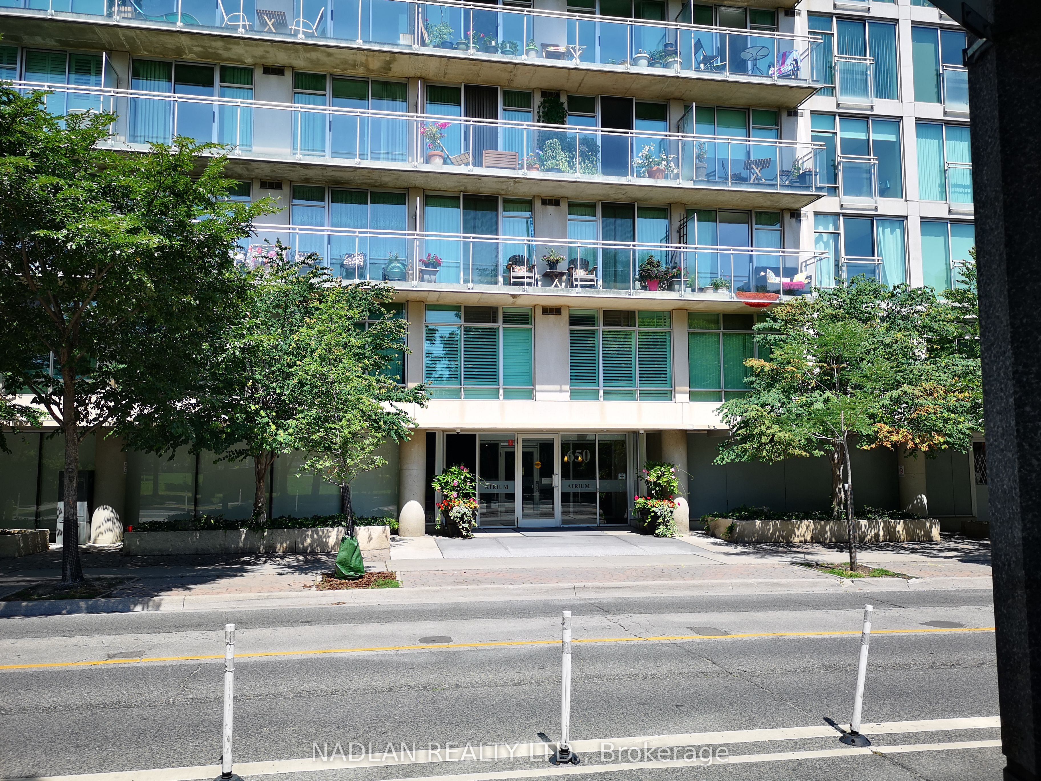 650 Queens Quay W 305 Property Photo 2