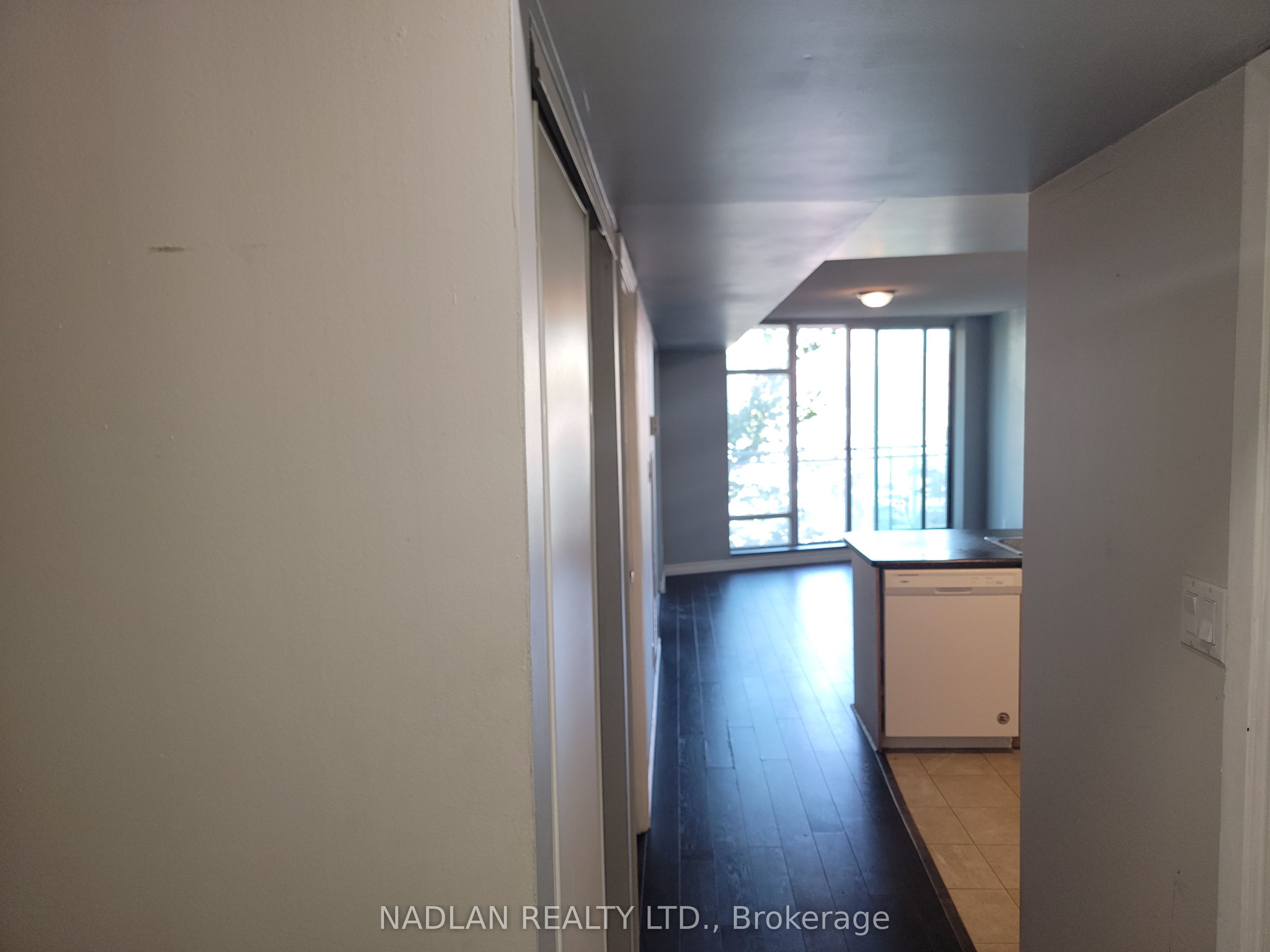 650 Queens Quay W 305 Property Photo 13