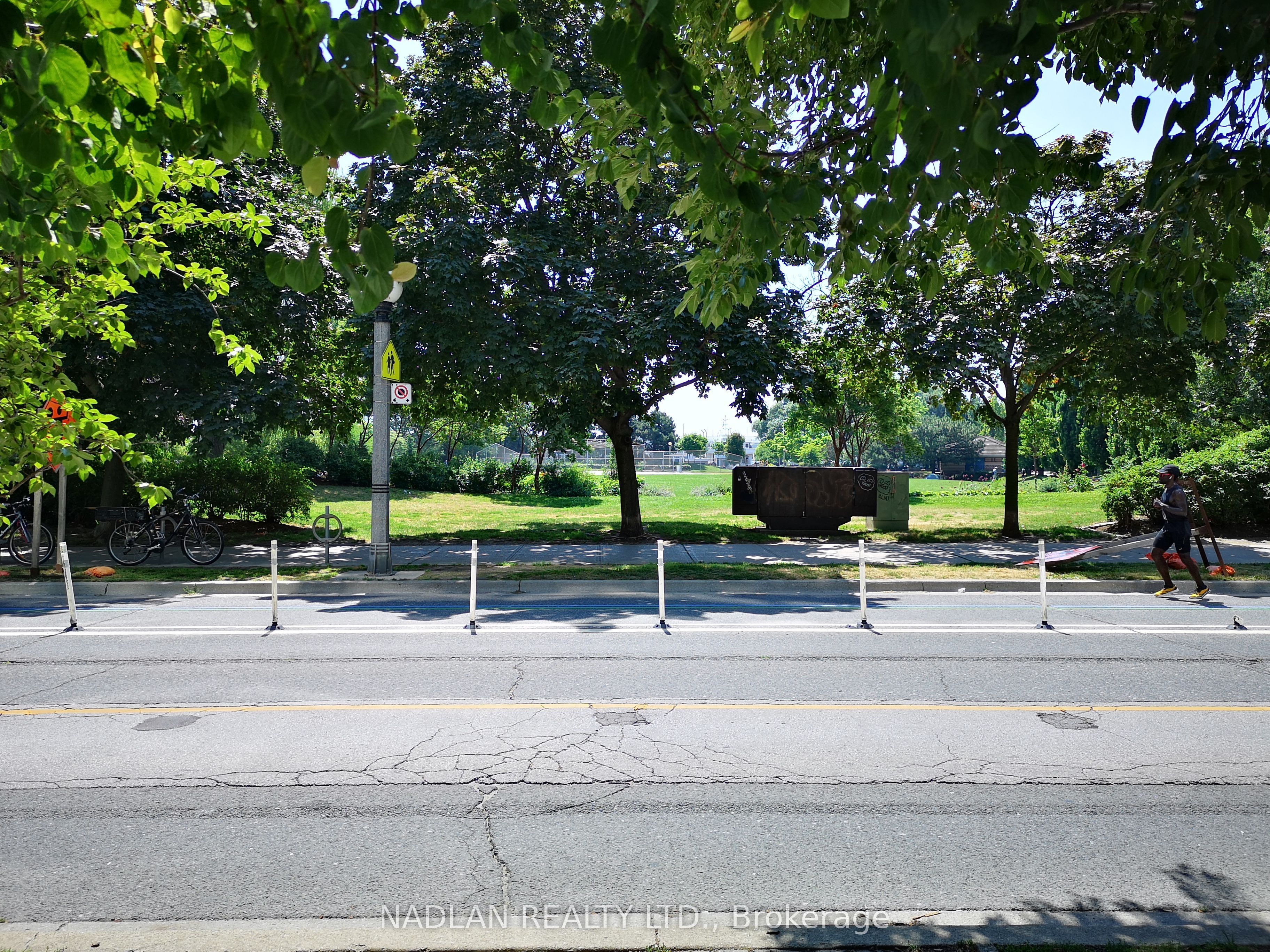 650 Queens Quay W 305 Property Photo 21