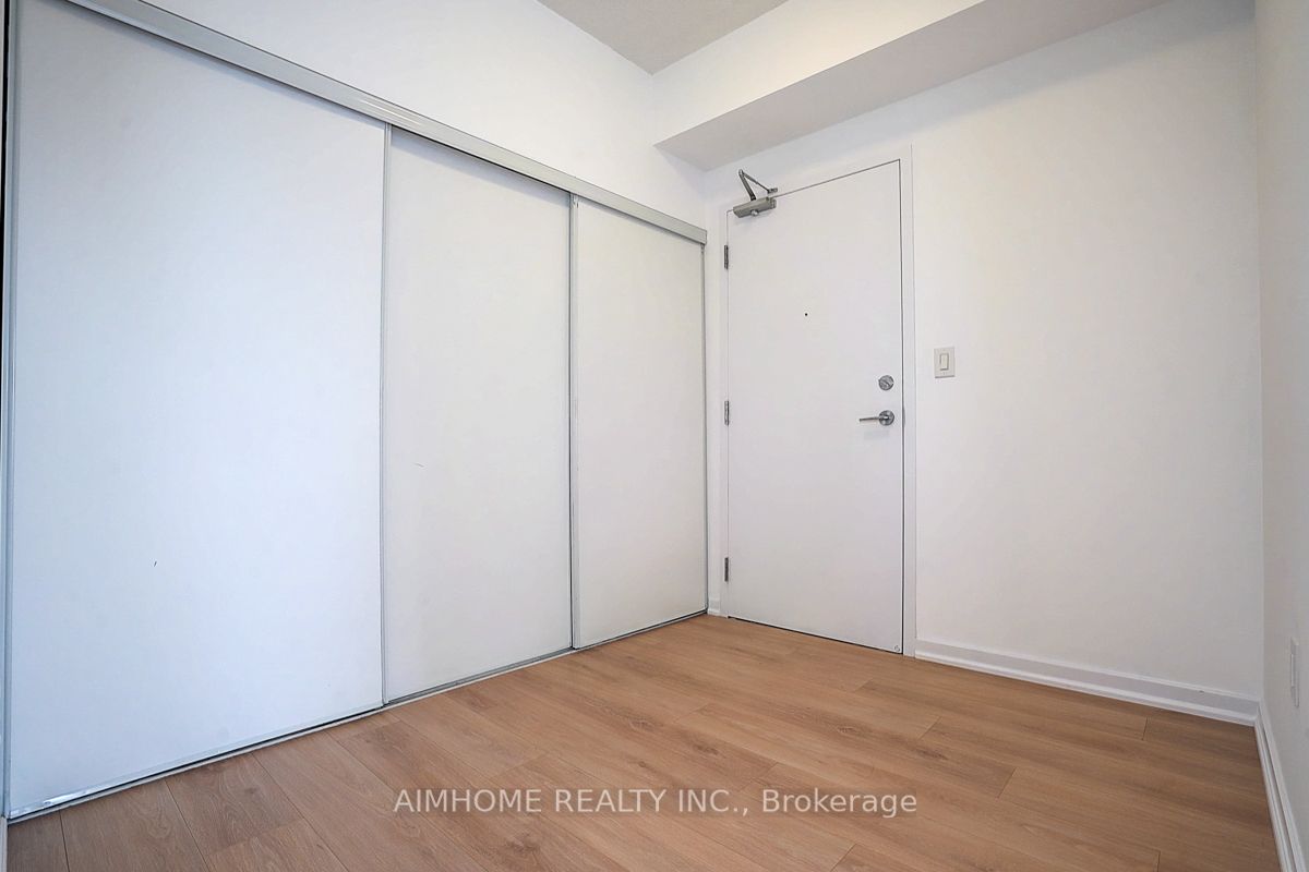 66 Forest Manor Road 2706 Property Photo 6