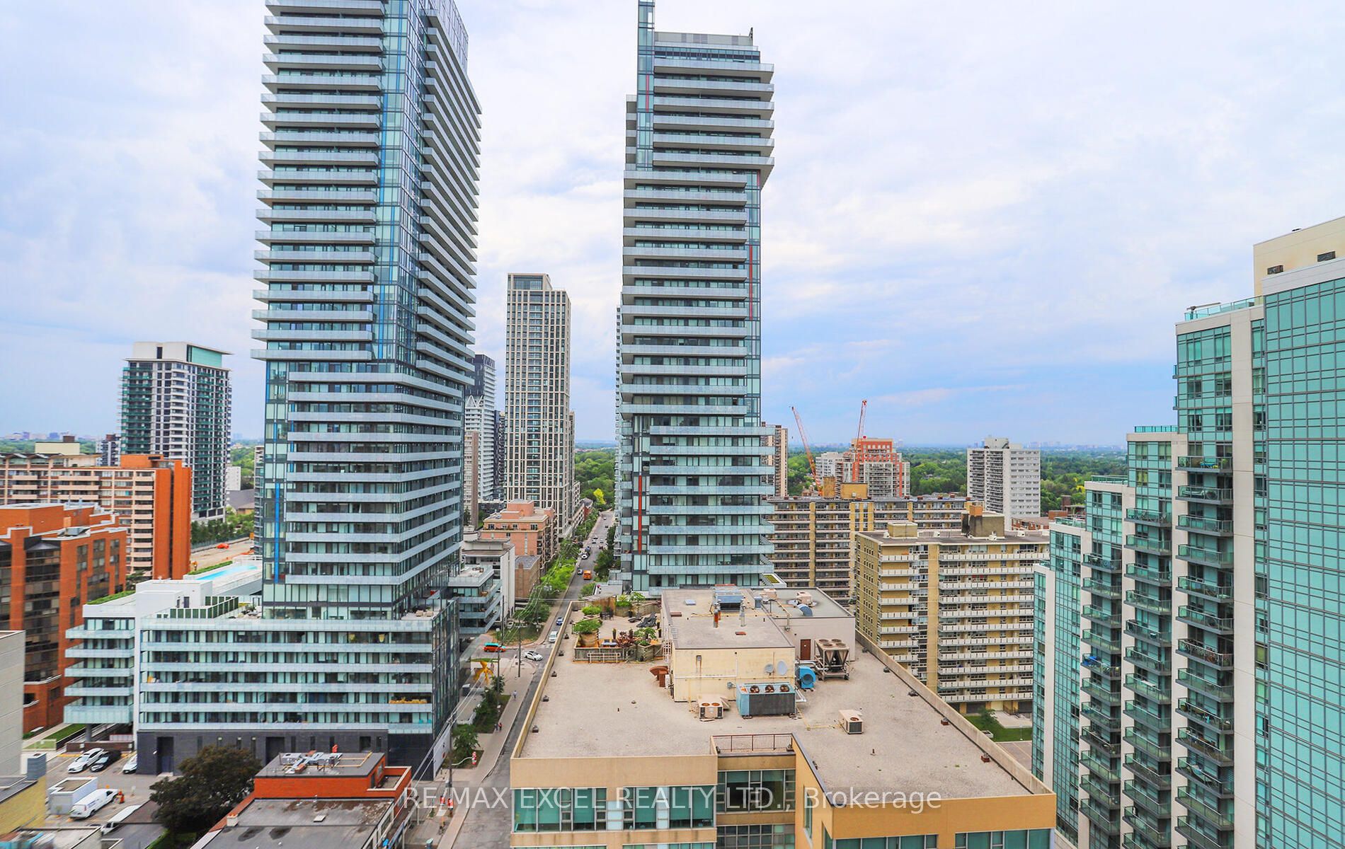 125 Redpath Avenue 1804 Property Photo 5