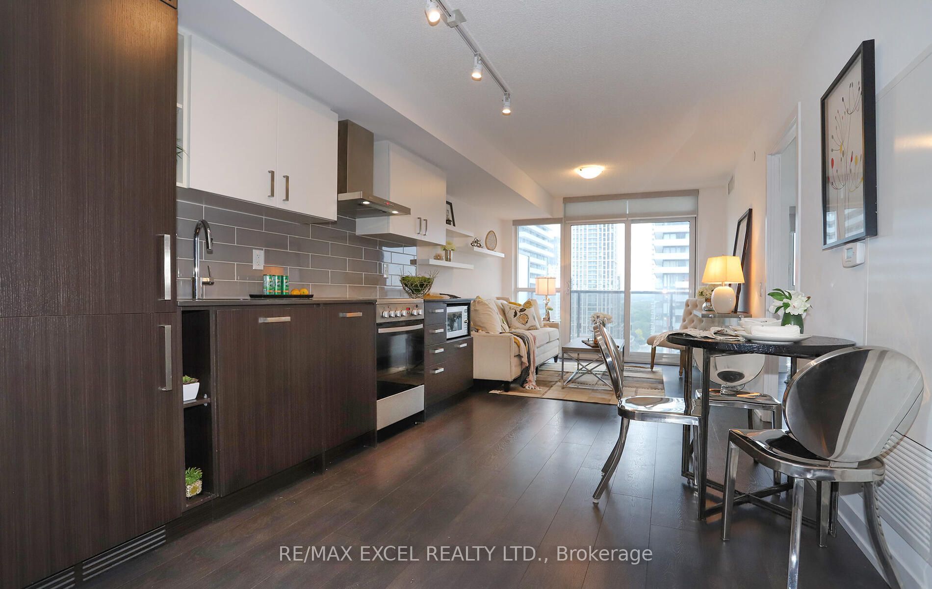 125 Redpath Avenue 1804 Property Photo 9