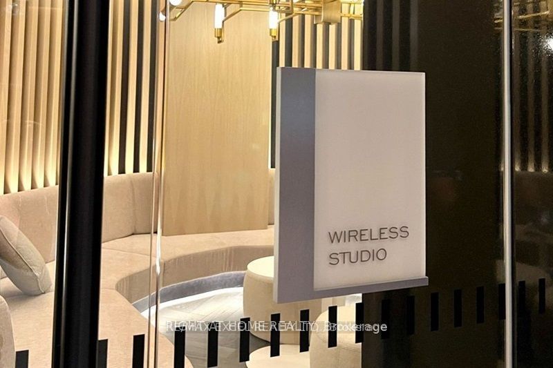 125 Redpath Avenue 1804 Property Photo 35