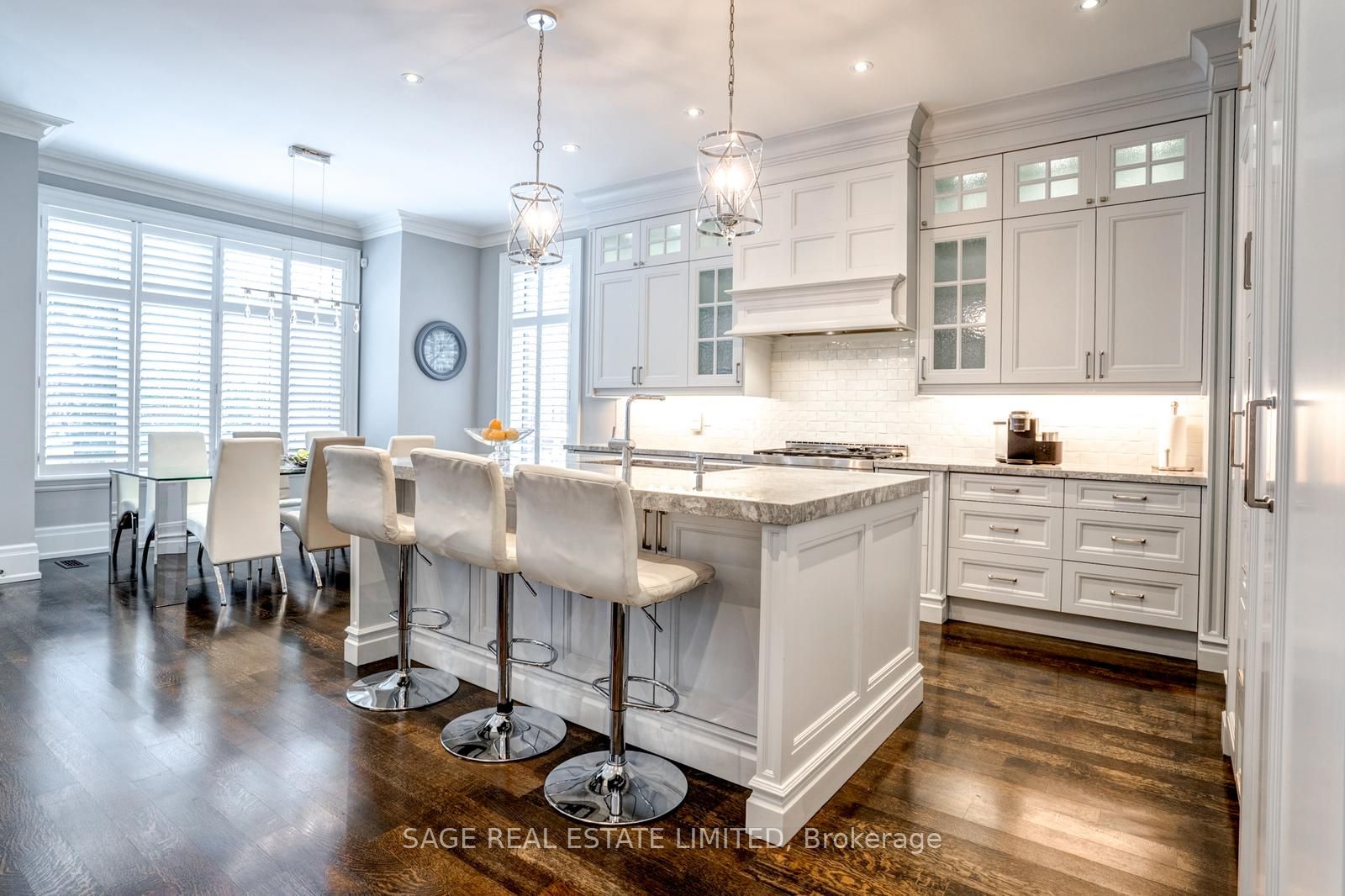 210 Burndale Avenue Property Photo 12