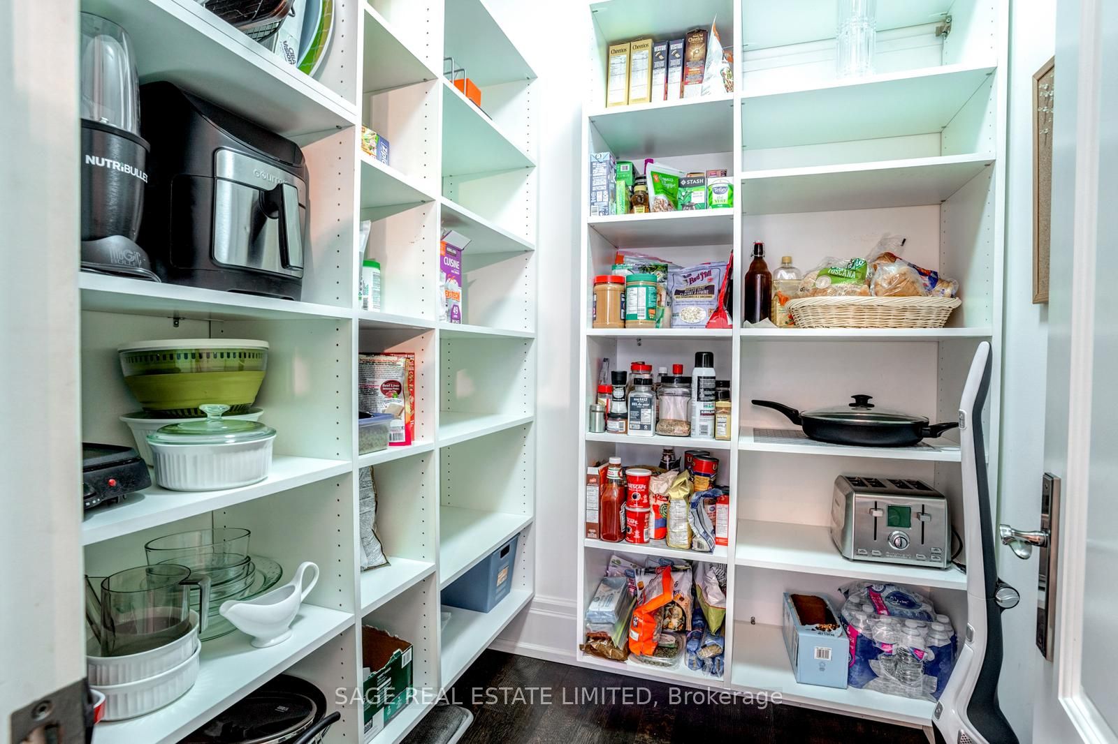 210 Burndale Avenue Property Photo 16