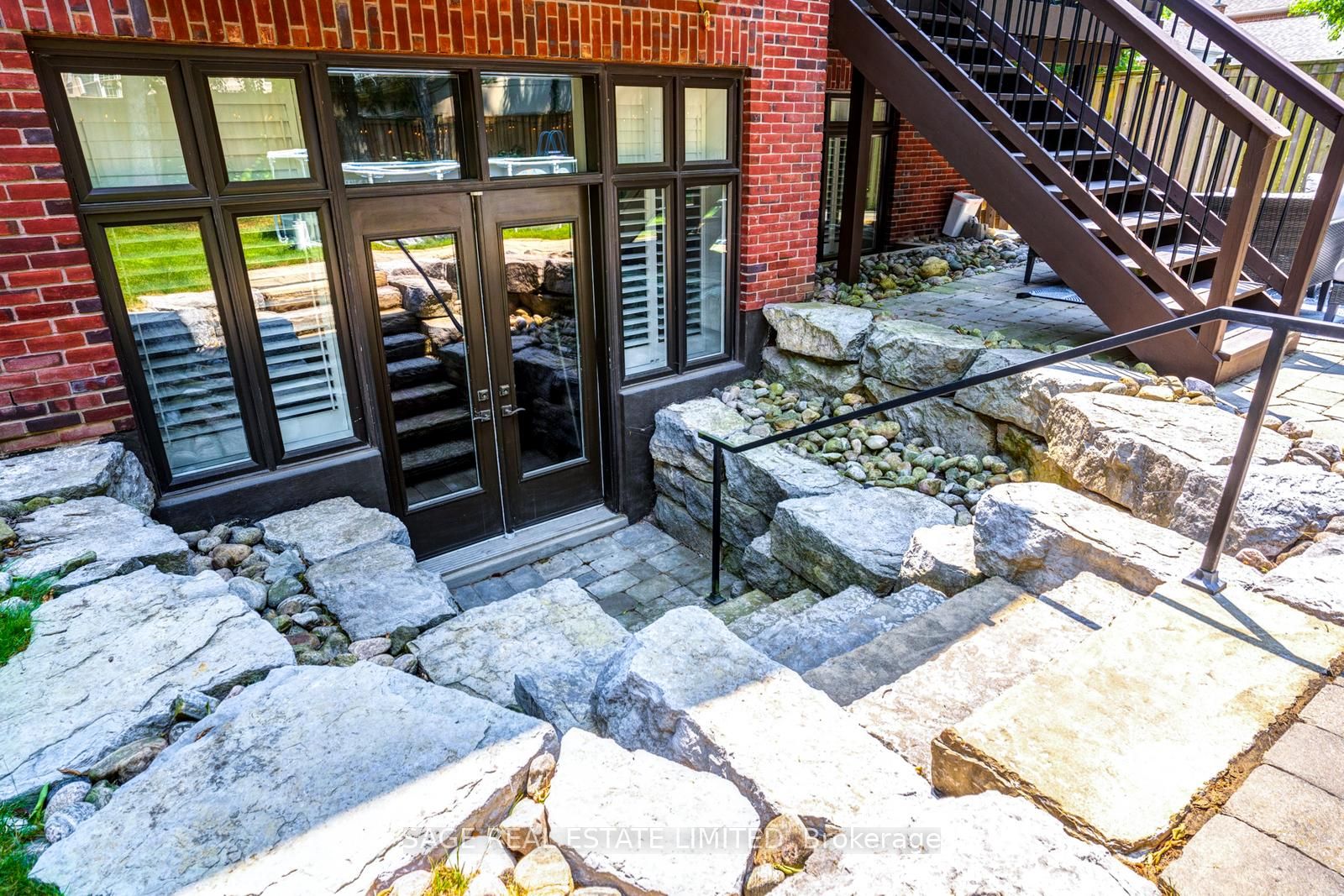 210 Burndale Avenue Property Photo 49