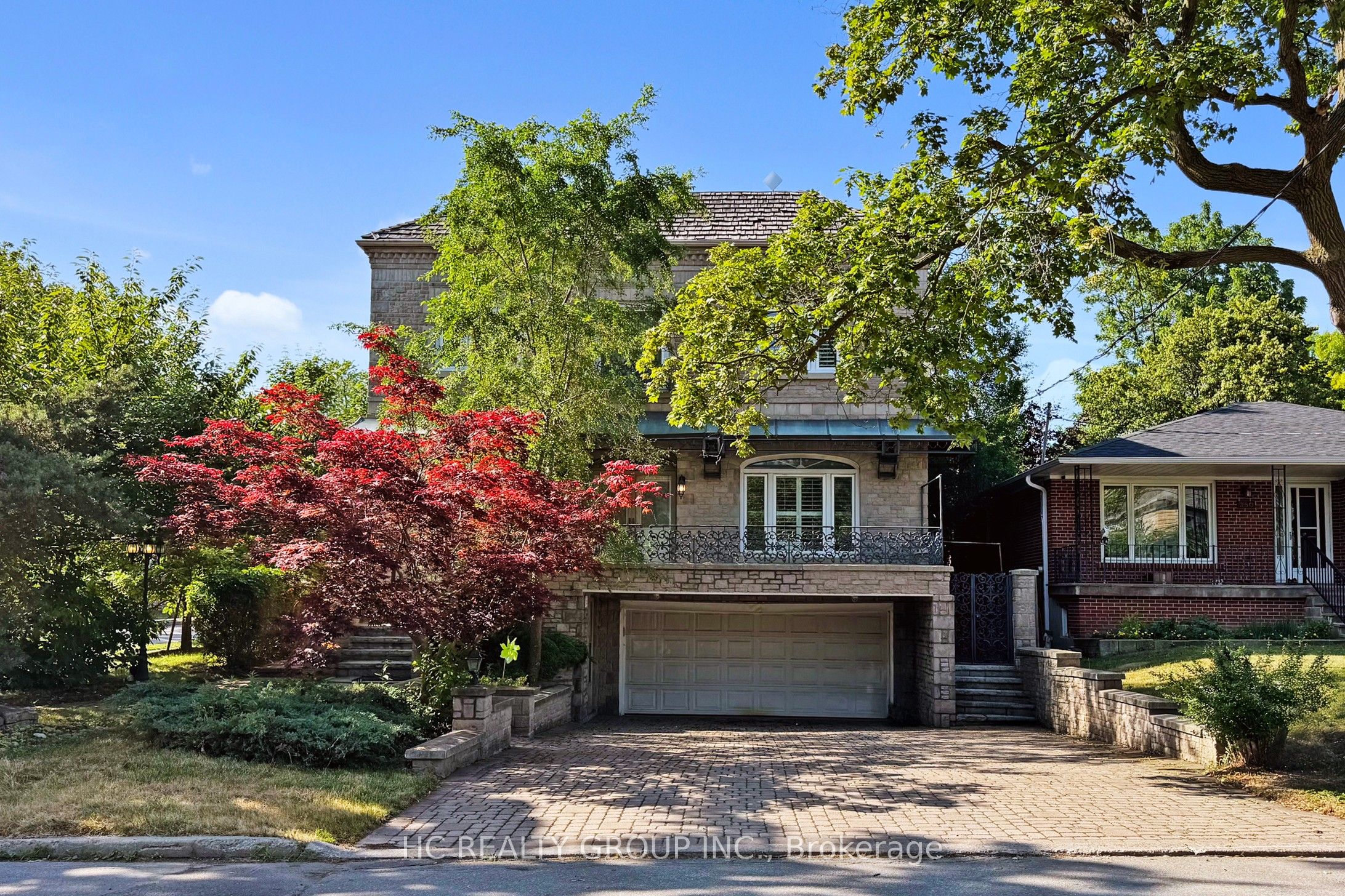348 Greenfield Avenue Property Photo 1