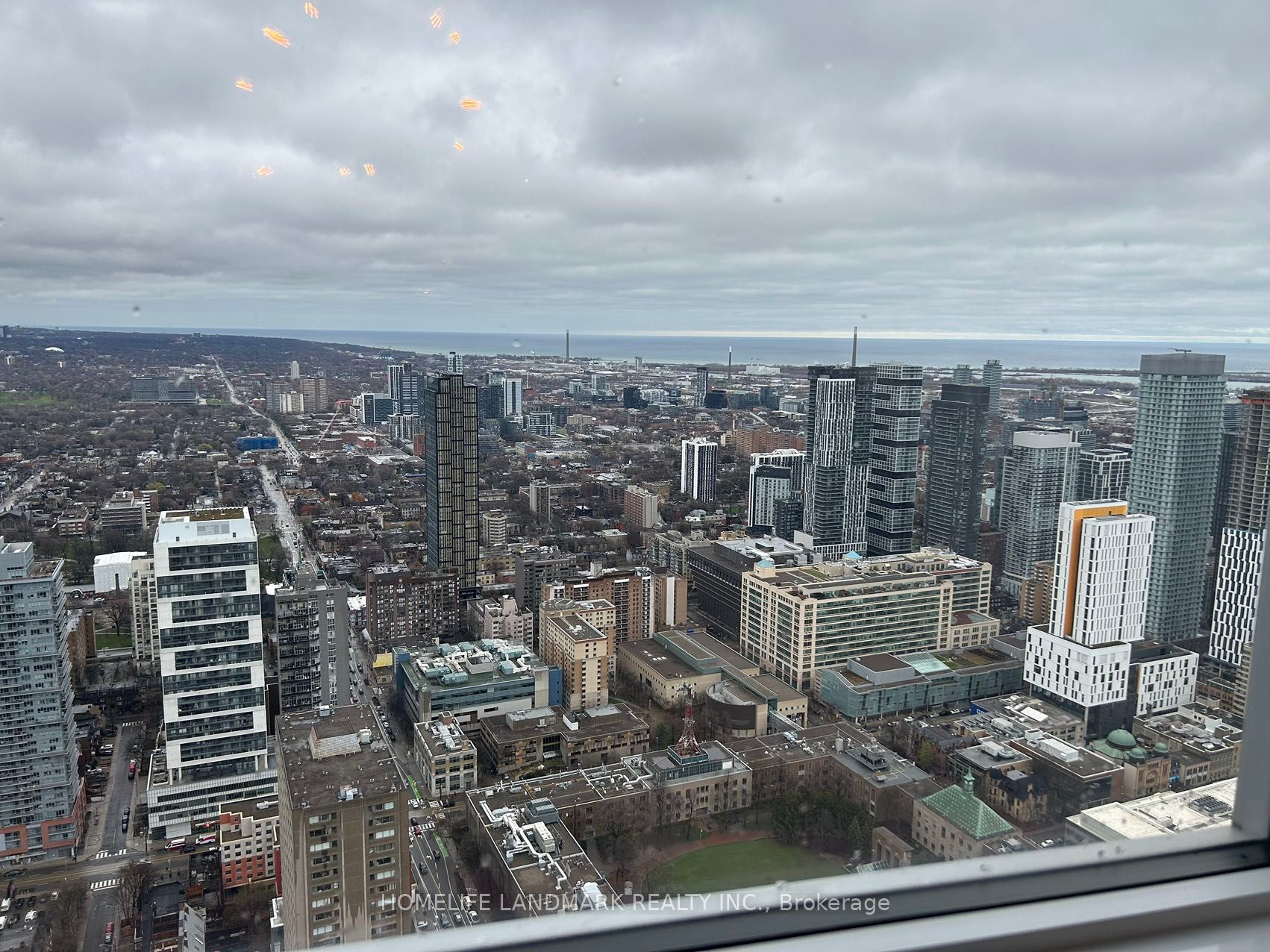 386 Yonge Street 5603 Property Photo 4