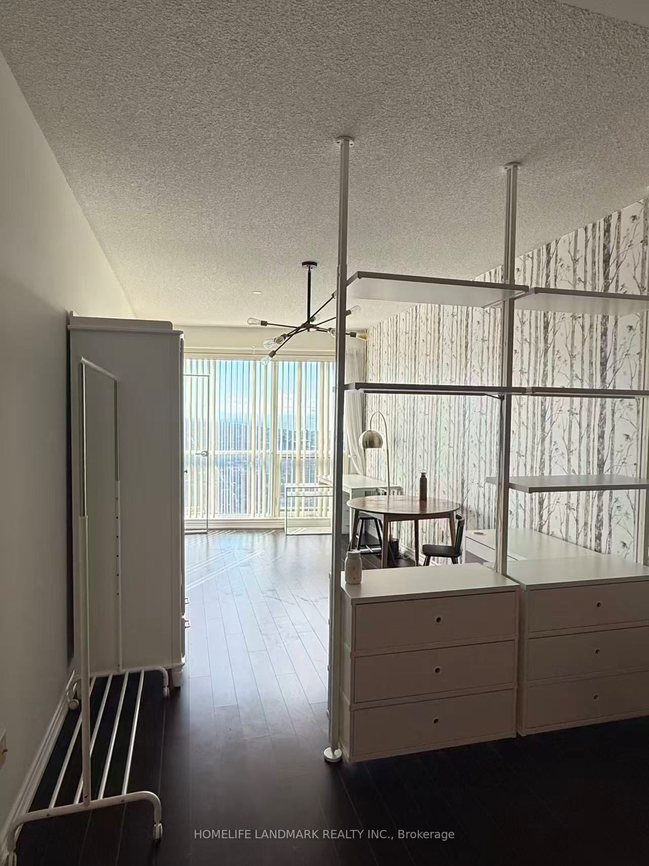 386 Yonge Street 5603 Property Photo 14