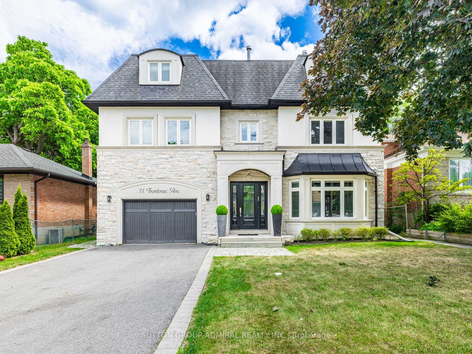 11 Frontenac Avenue Property Photo 1