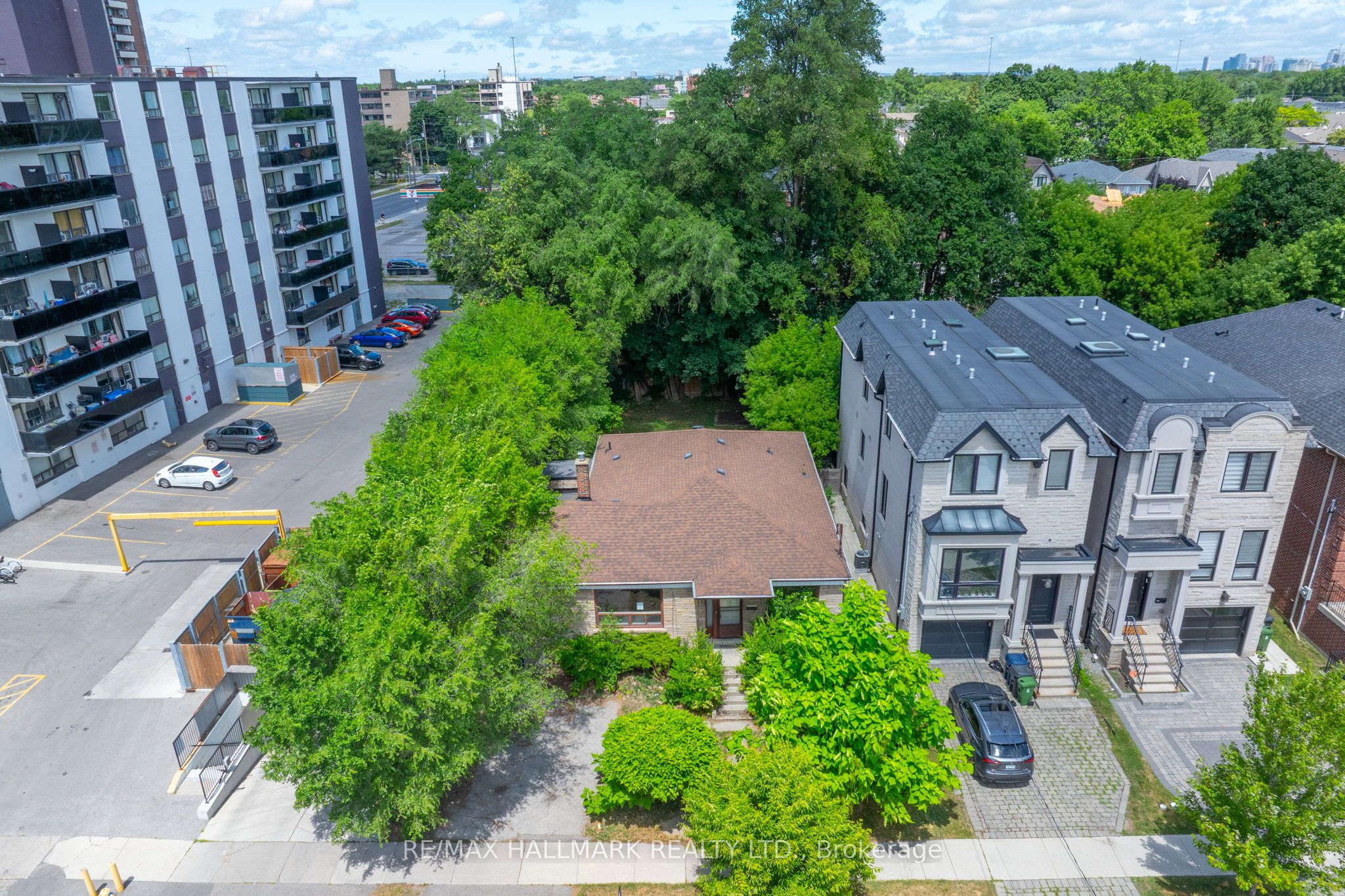 146 Bannockburn Avenue Property Photo 1