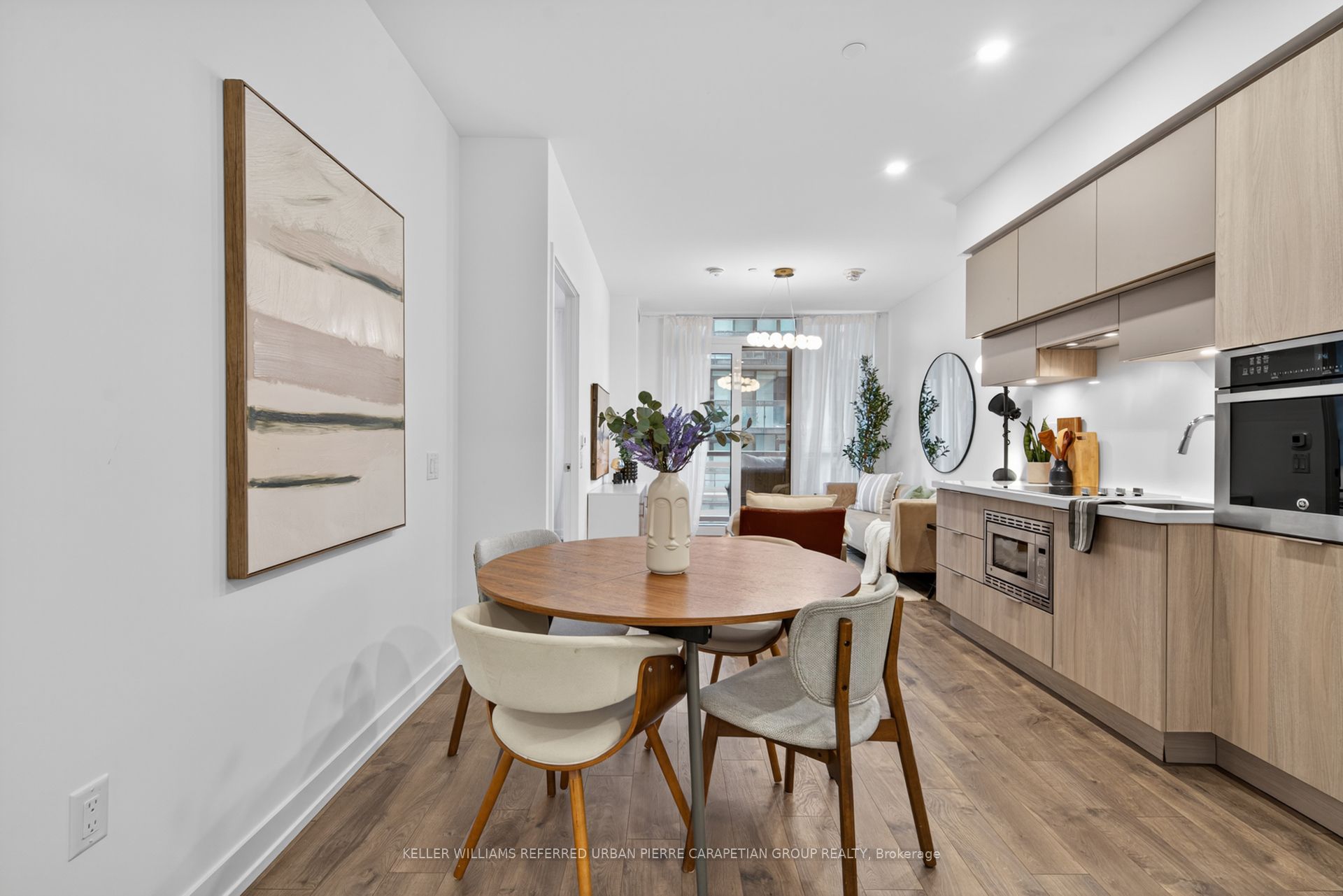 #408 - 39 Roehampton Avenue Property Photo 1