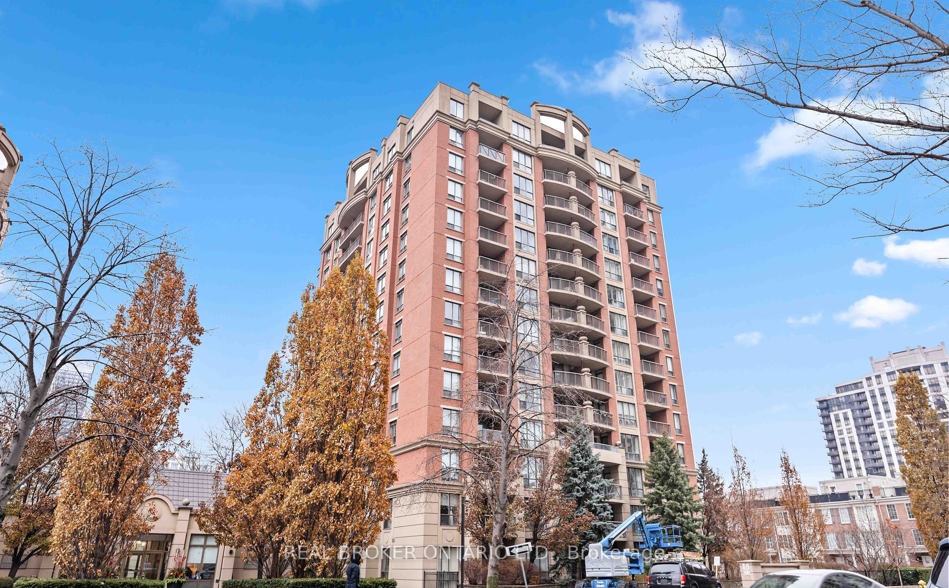55 Harrison Garden Boulevard Lph1 Property Photo 1
