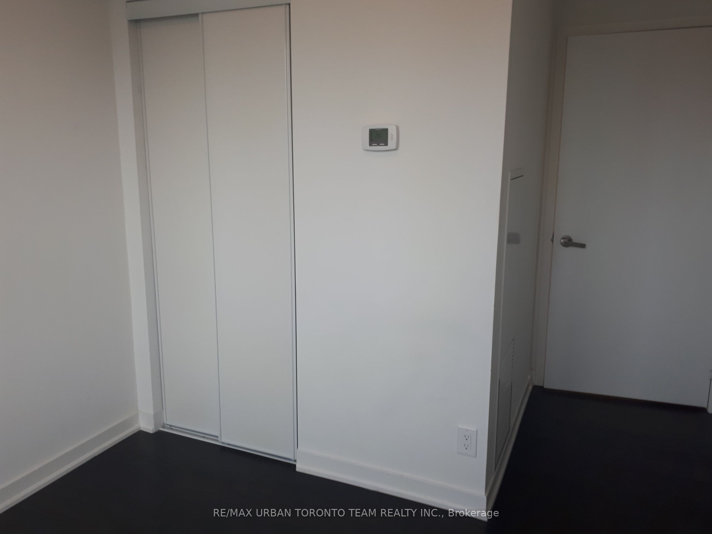 100 Harbour Street 5502 Property Photo 13
