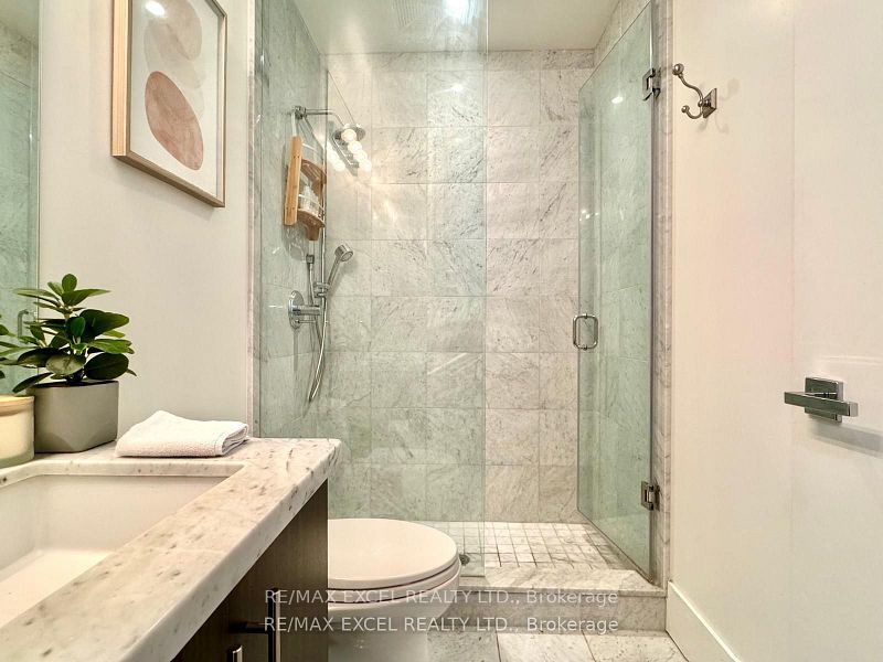 29 Queens Quay E 528 Property Photo 20