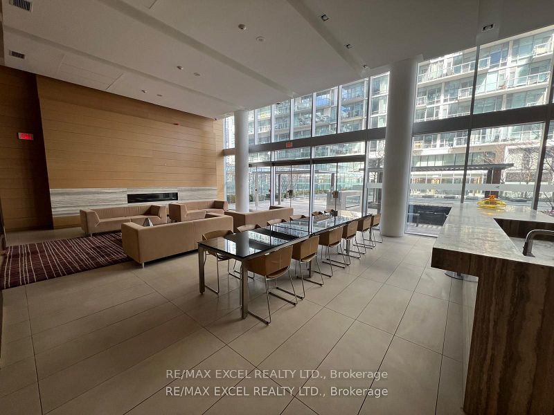 29 Queens Quay E 528 Property Photo 26