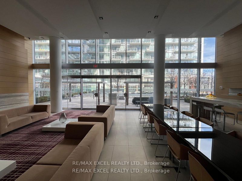 29 Queens Quay E 528 Property Photo 28