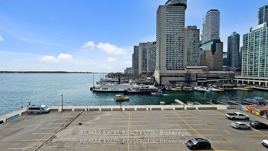 29 Queens Quay E 528 Property Photo 44