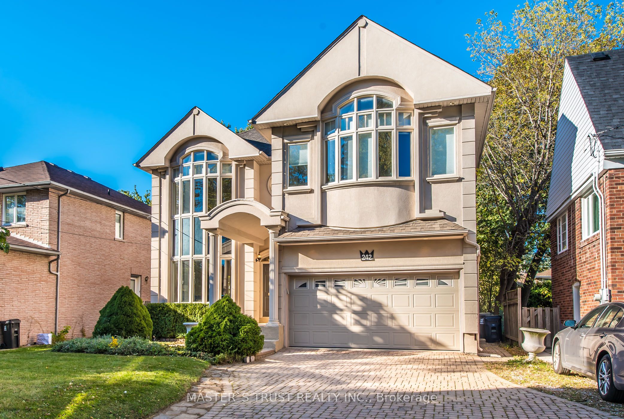 242 Empress Avenue Property Photo 1