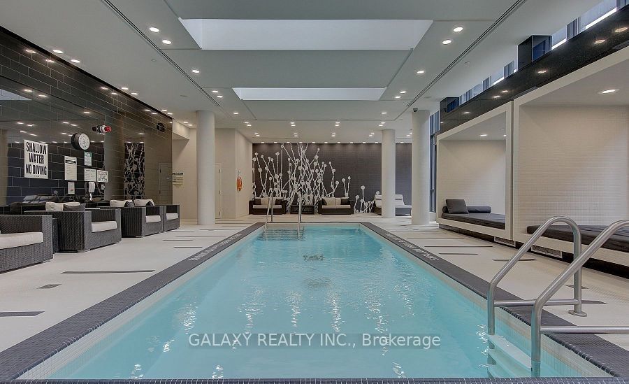 770 Bay Street Ph205 Property Photo 27